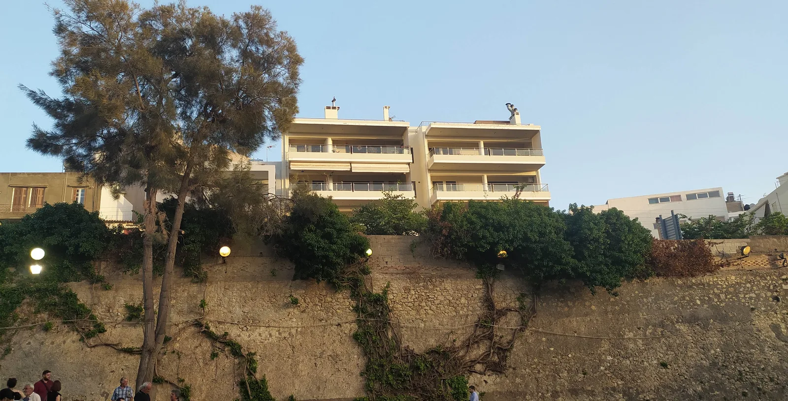 Details at "Nikos Kazantzakis" Garden Theater Heraklion — travel photo