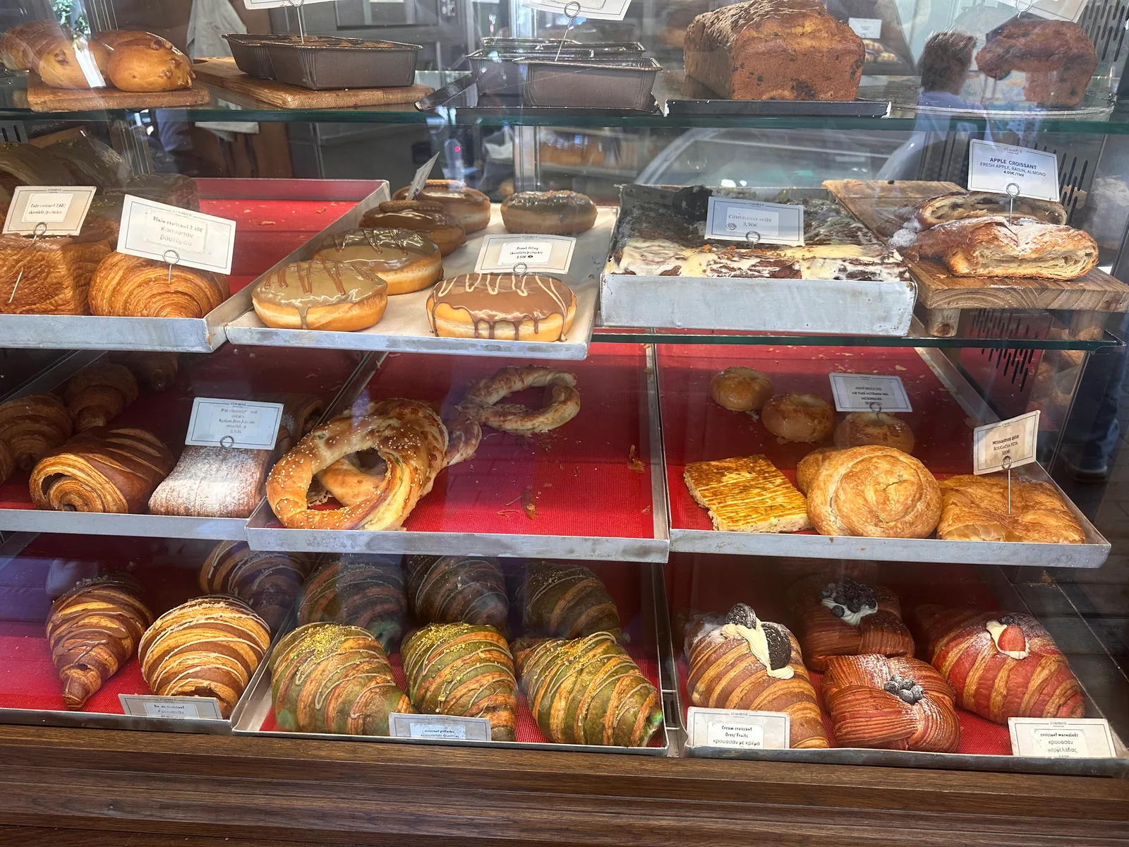 Atmosphere at Zimoto Heraklion — travel photo