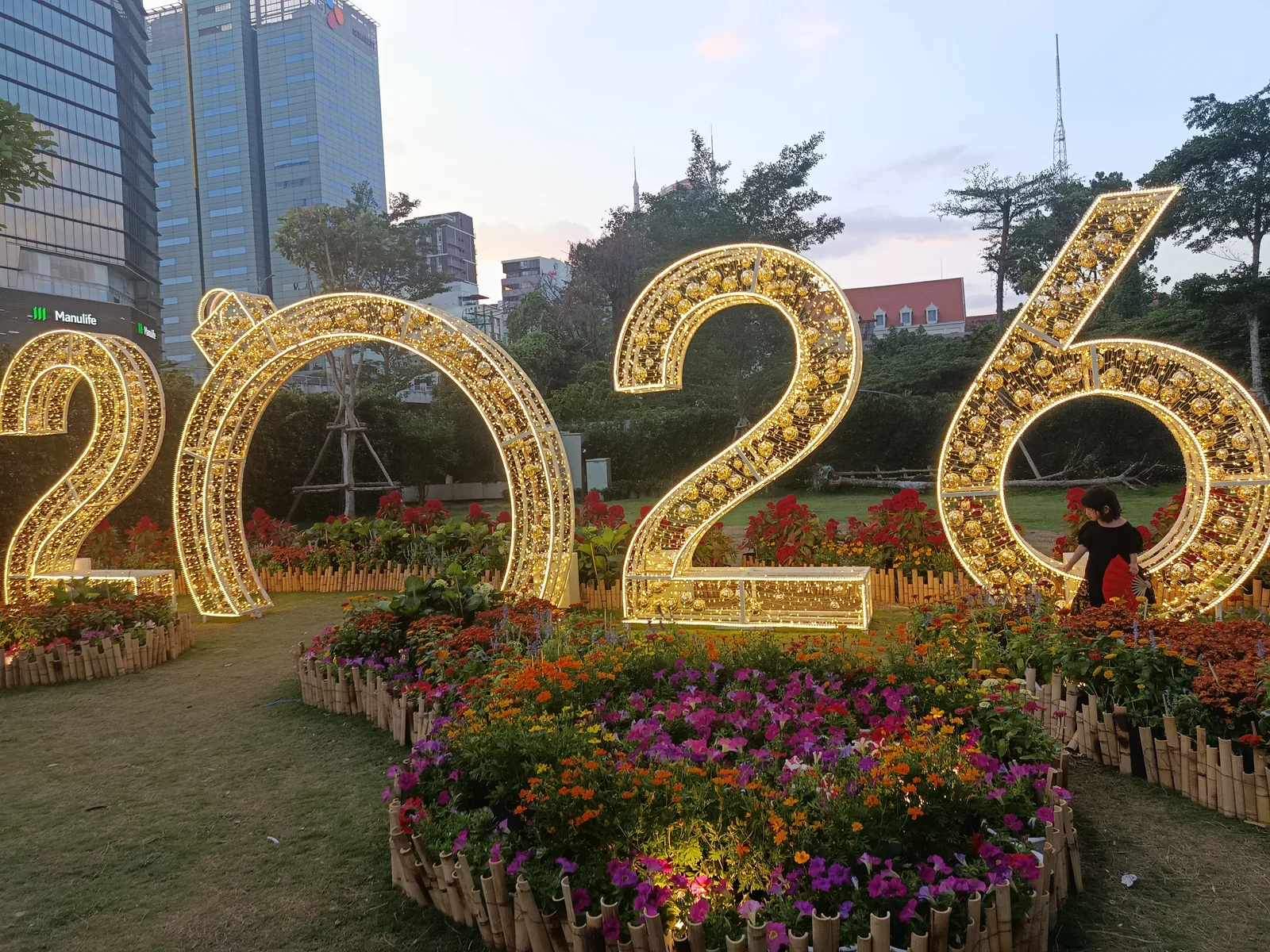Details at Ba Son Harbour Park Ho Chi Minh City — travel photo