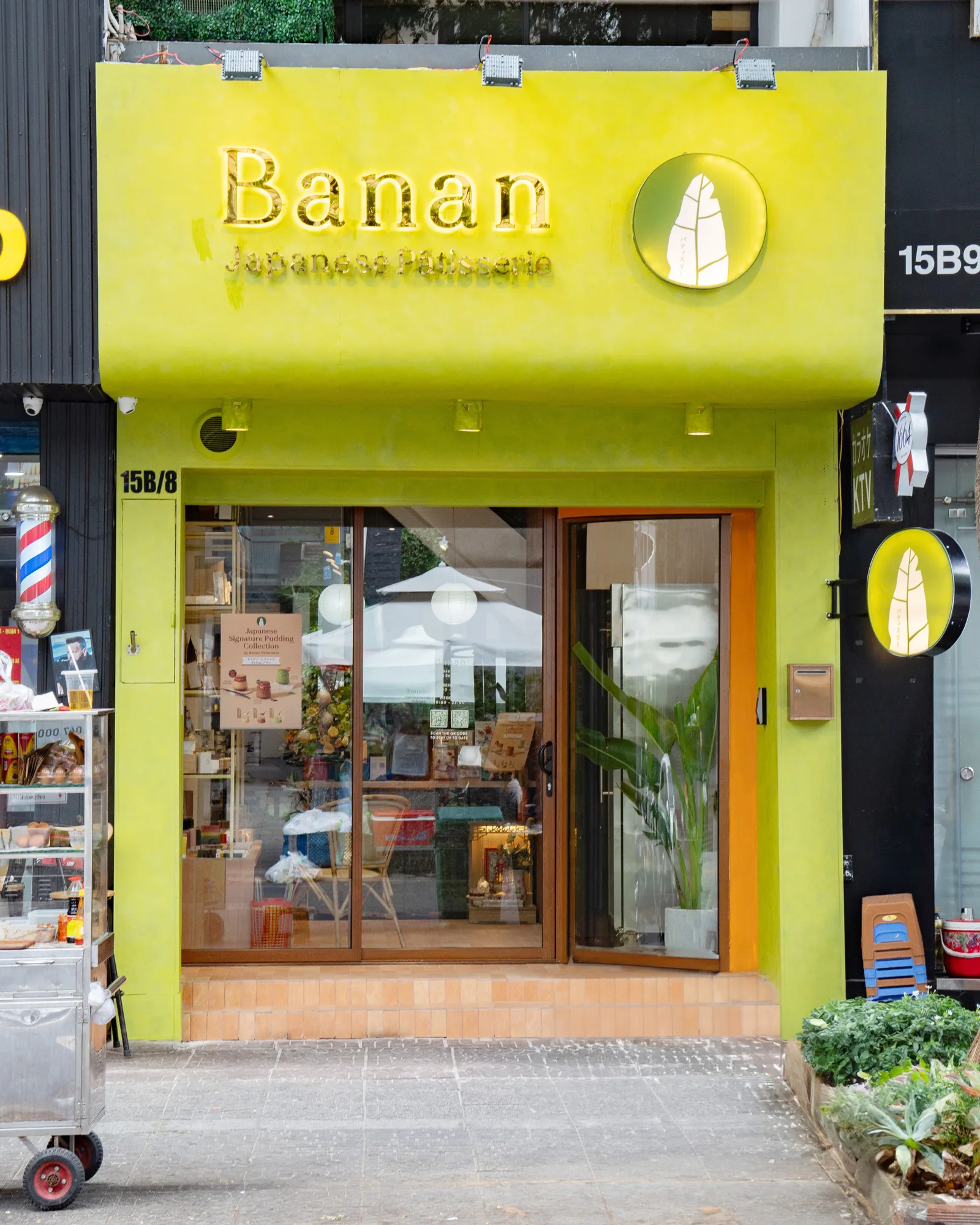 Interior at Banan Patisserie Le Thanh Ton Ho Chi Minh City — travel photo