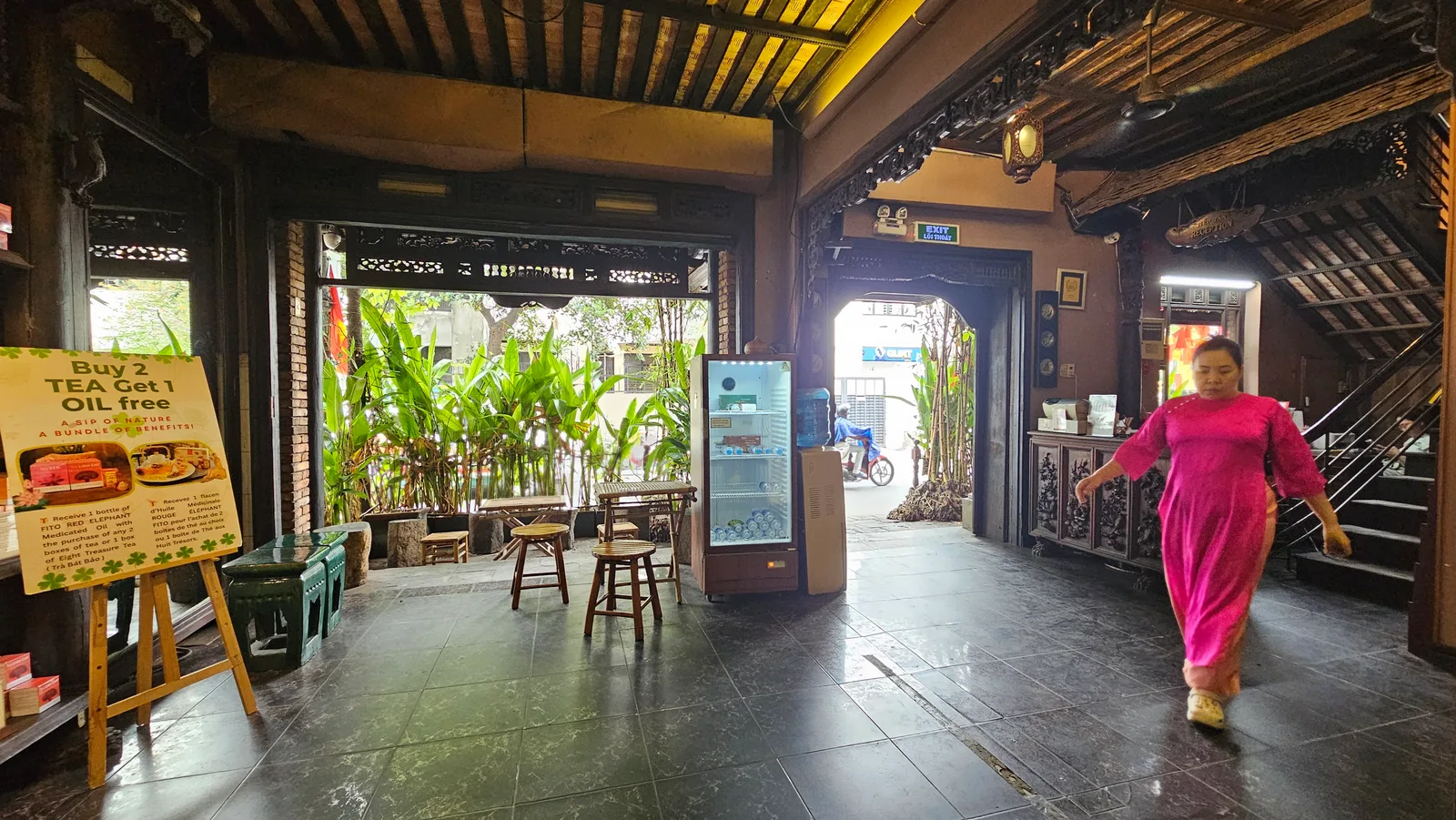 Details at Bảo tàng Y học Cổ truyền - Traditional Medicine Museum Ho Chi Minh City — travel photo