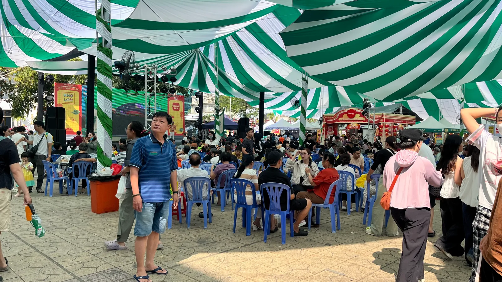 Atmosphere at District 5 Cultural Center Ho Chi Minh City — travel photo