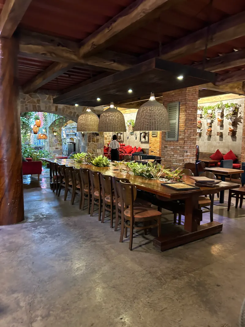 Family Gardens Cafe in Ho Chi Minh City
