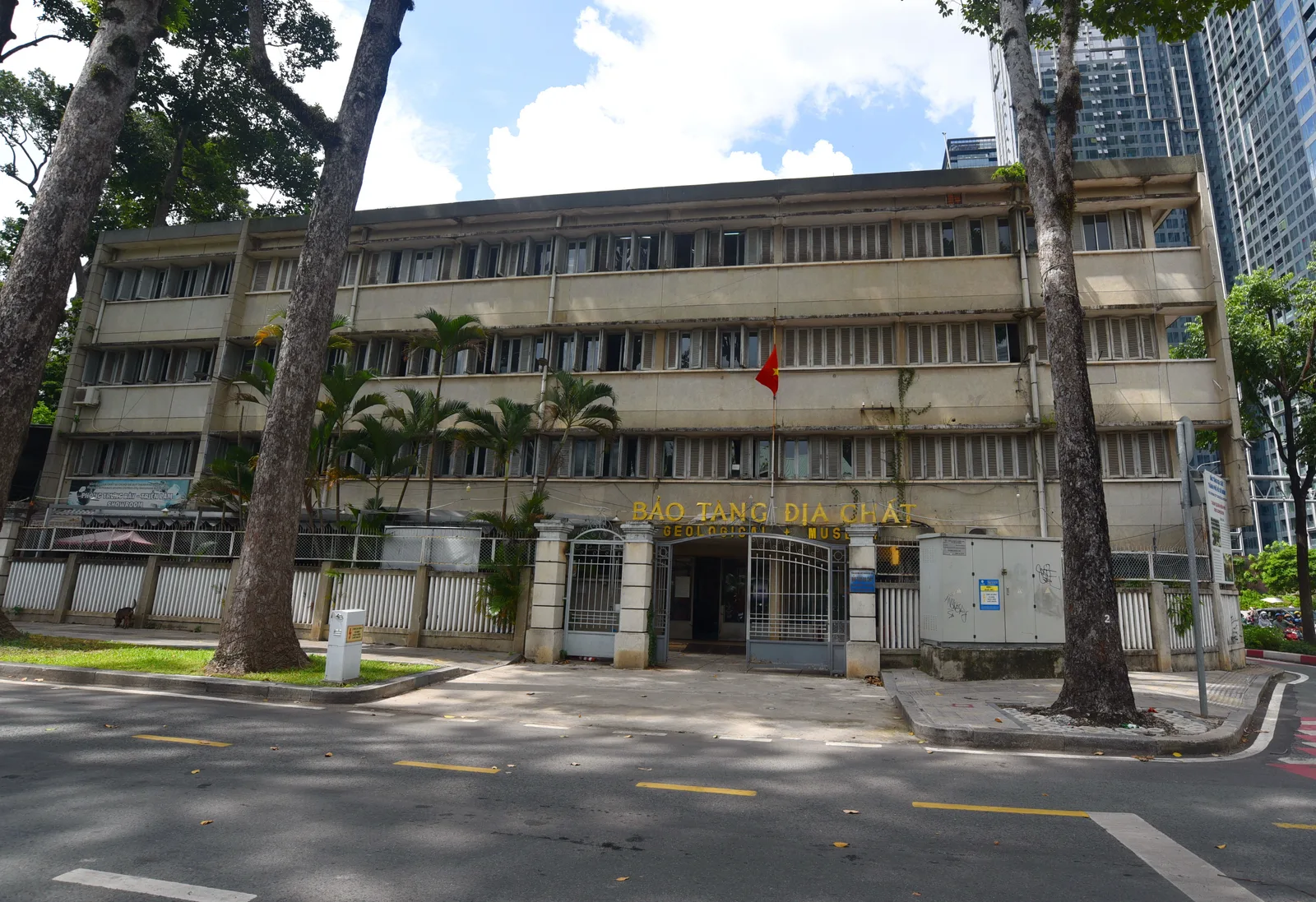 Main view at Geological Museum of Vietnam Ho Chi Minh City — travel photo