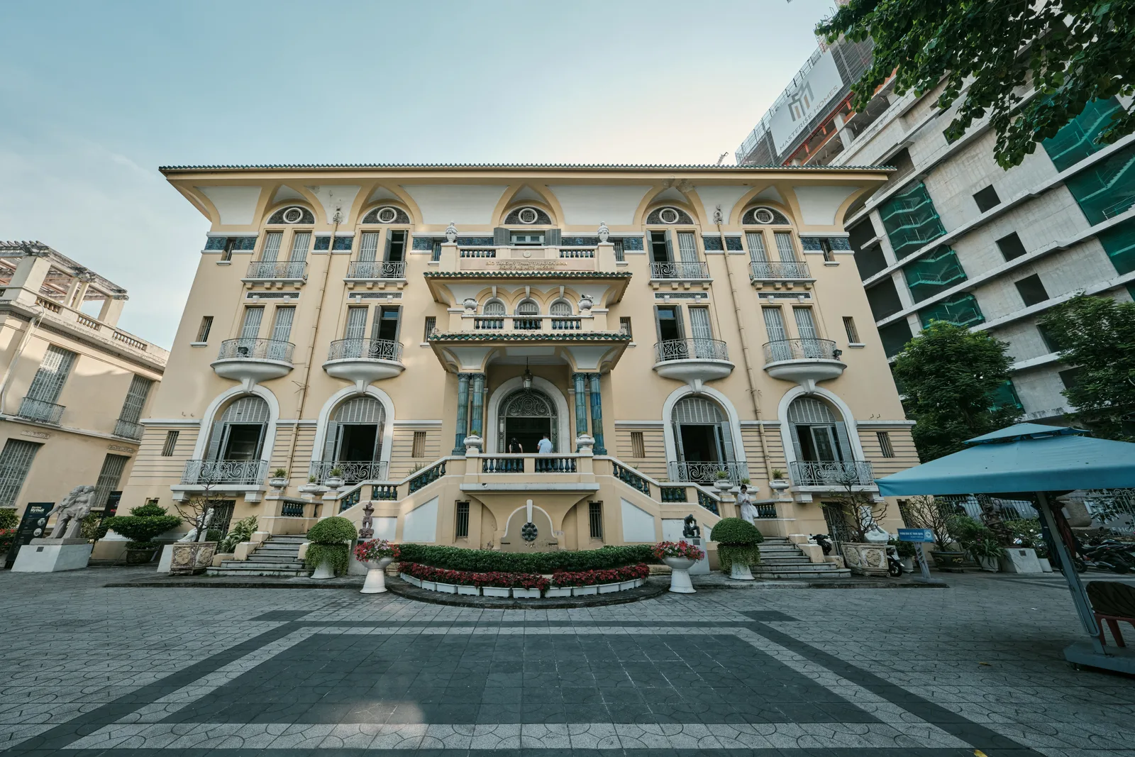 Main view at Ho Chi Minh City Fine Arts Museum Ho Chi Minh City — travel photo