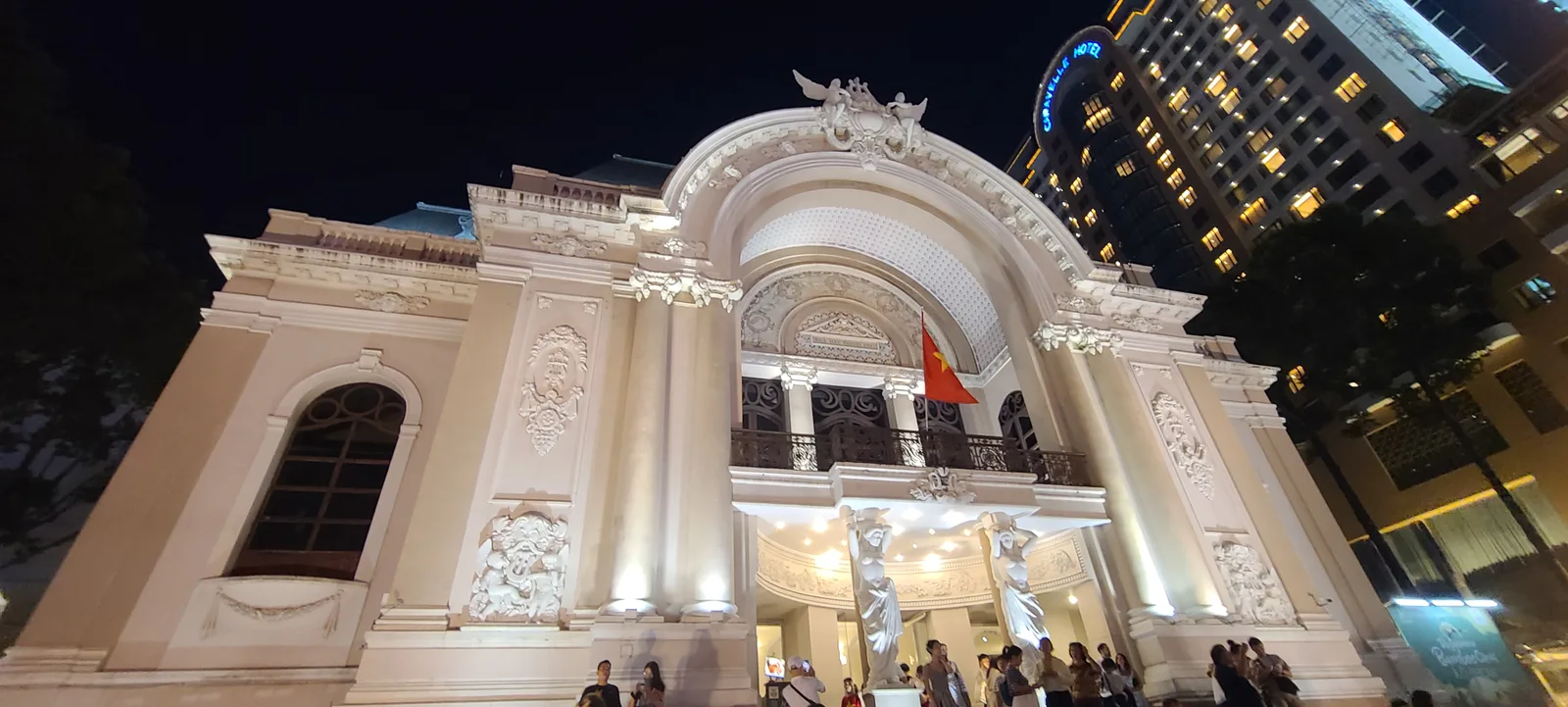 Details at Ho Chi Minh City Opera House Ho Chi Minh City — travel photo