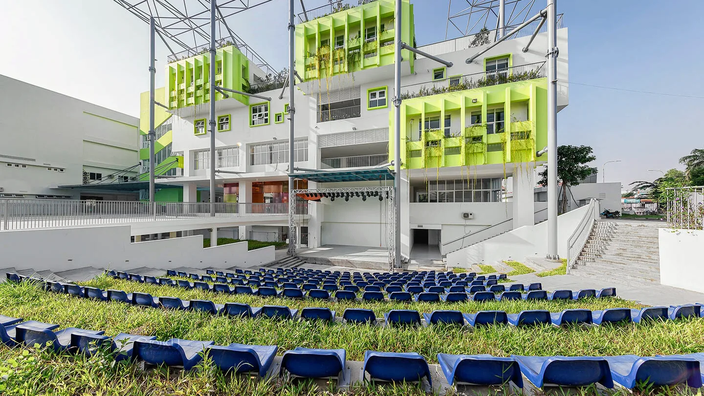 Hòa Bình District 10 Cultural Center — culture guide Ho Chi Minh City