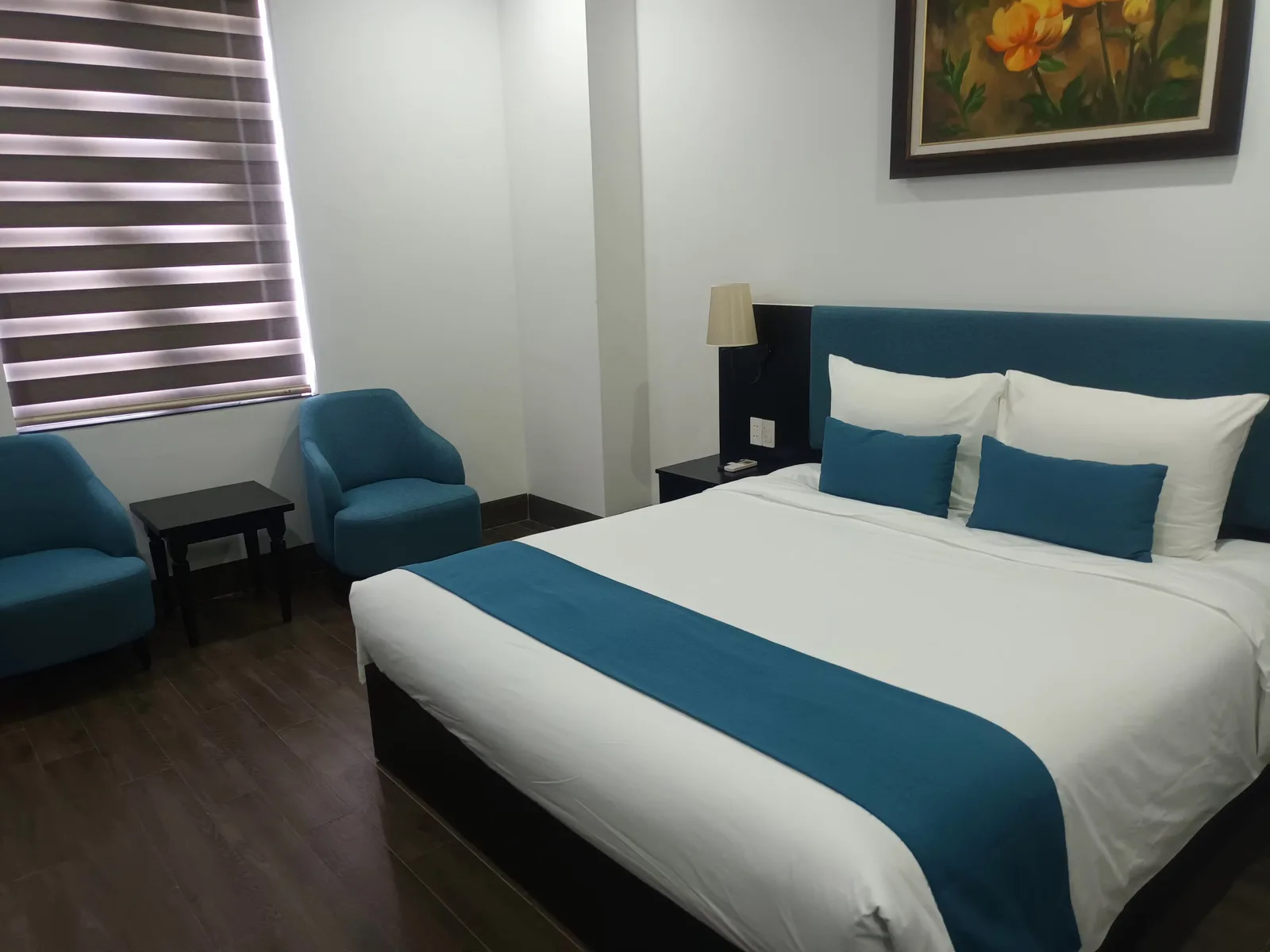 Atmosphere at Làm biển số nhà Inox - Mica - Alu giá rẻ Ho Chi Minh City — travel photo