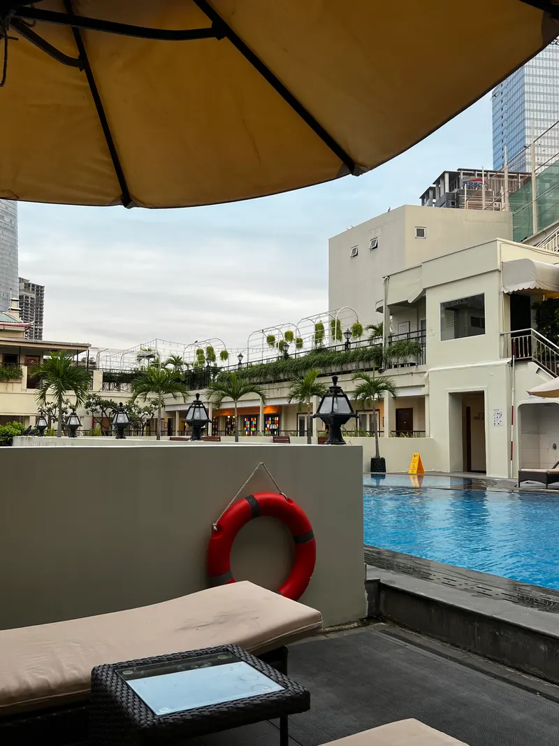 Rex Hotel