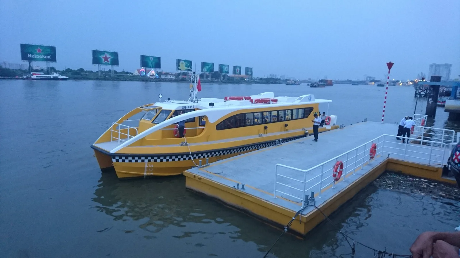 Main view at Riverside Park Ho Chi Minh City — travel photo