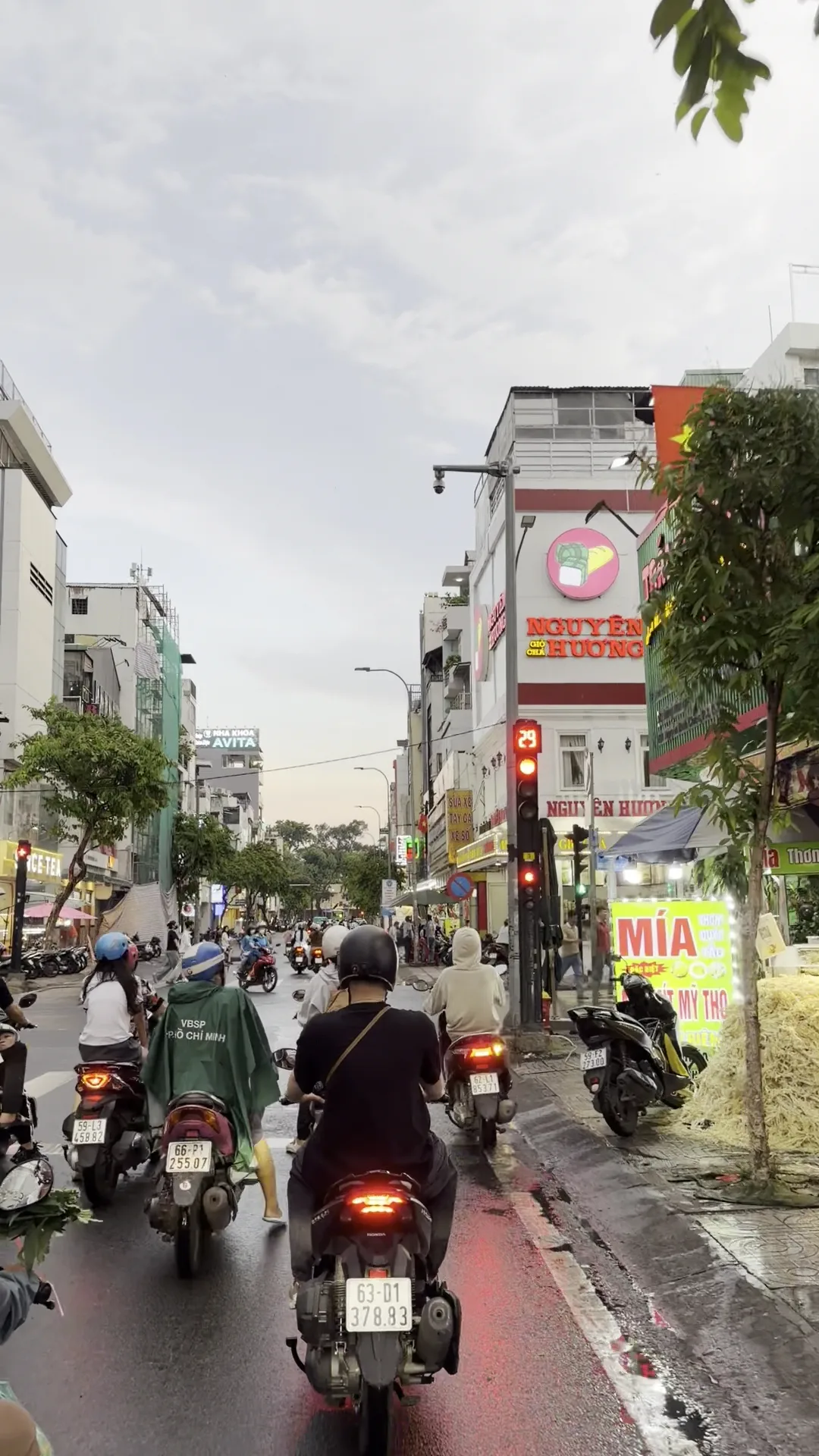 Main view at Scooter Journey in Saigon Ho Chi Minh City — travel photo
