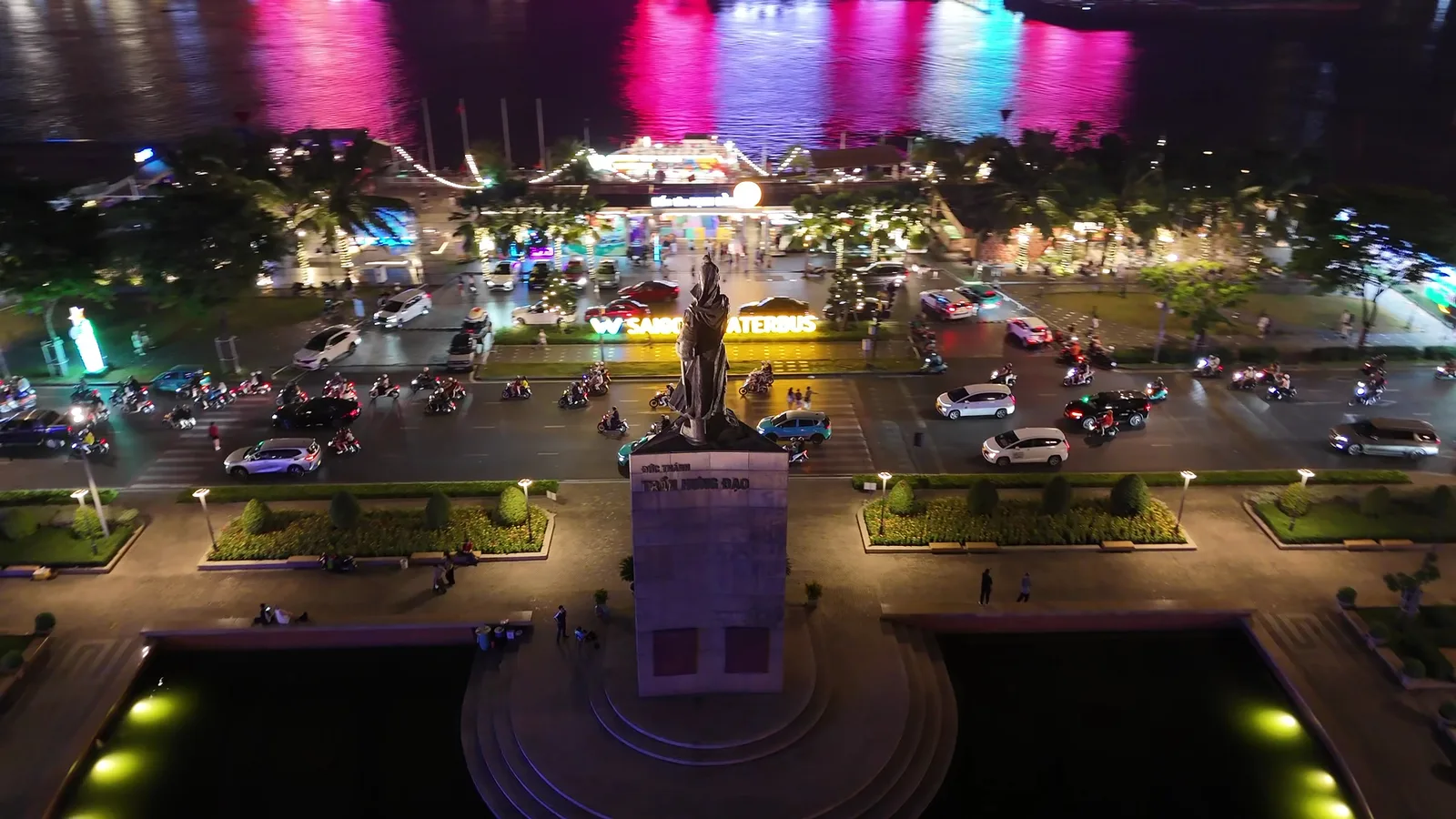 Atmosphere at Tượng Đức Thánh Trần Hưng Đạo Ho Chi Minh City — travel photo