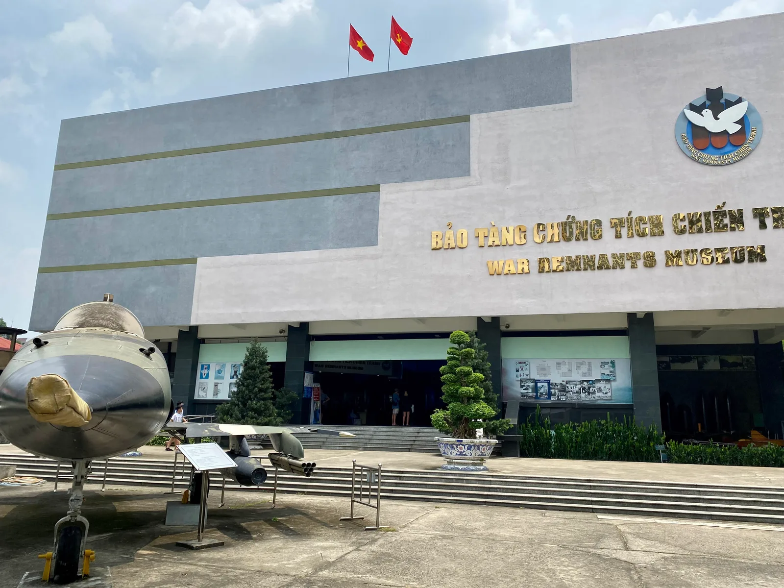 Main view at War Remnants Museum Ho Chi Minh City — travel photo