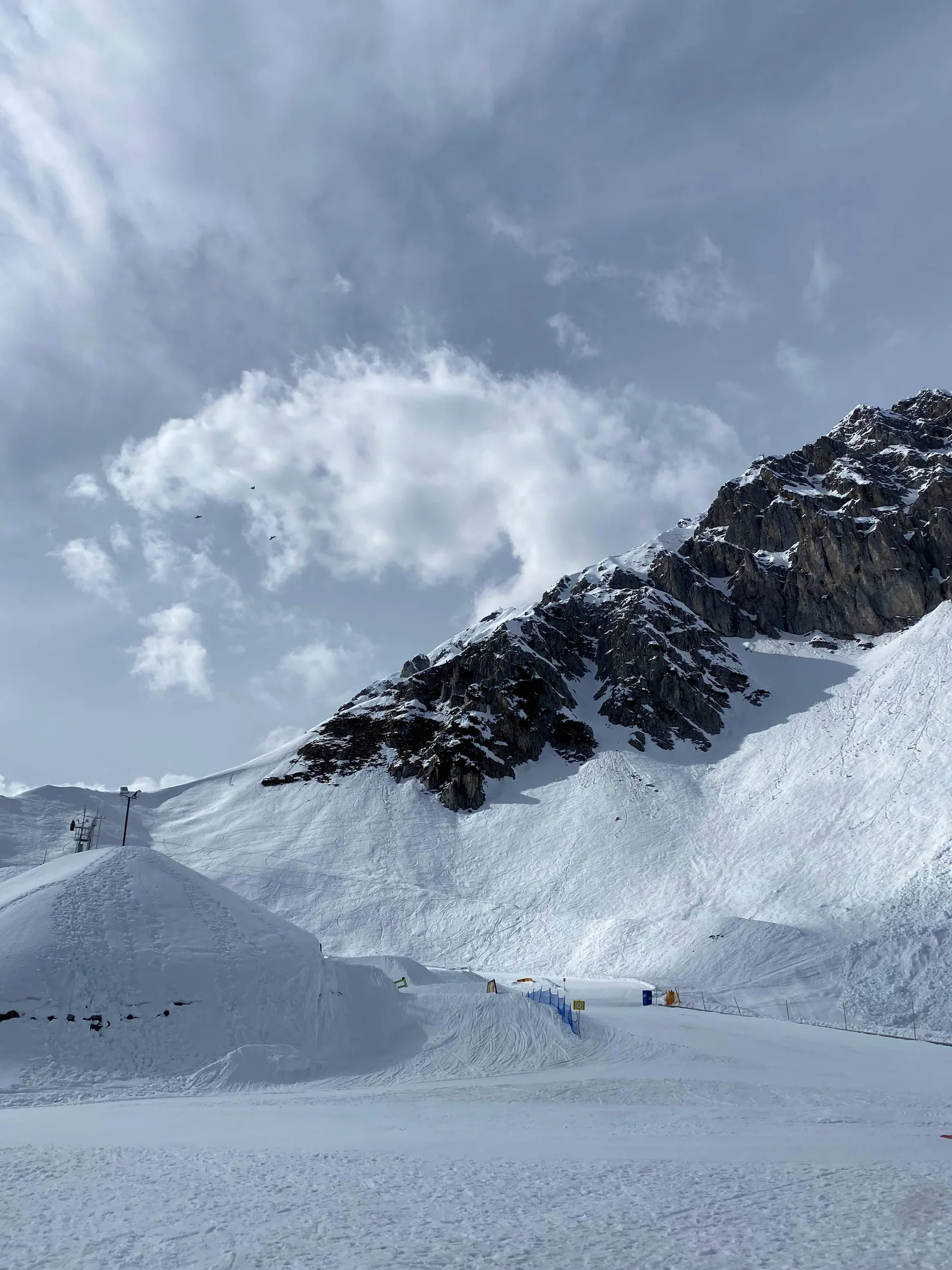 Atmosphere at Cloud 9 - Iglu Bar Innsbruck Innsbruck — travel photo