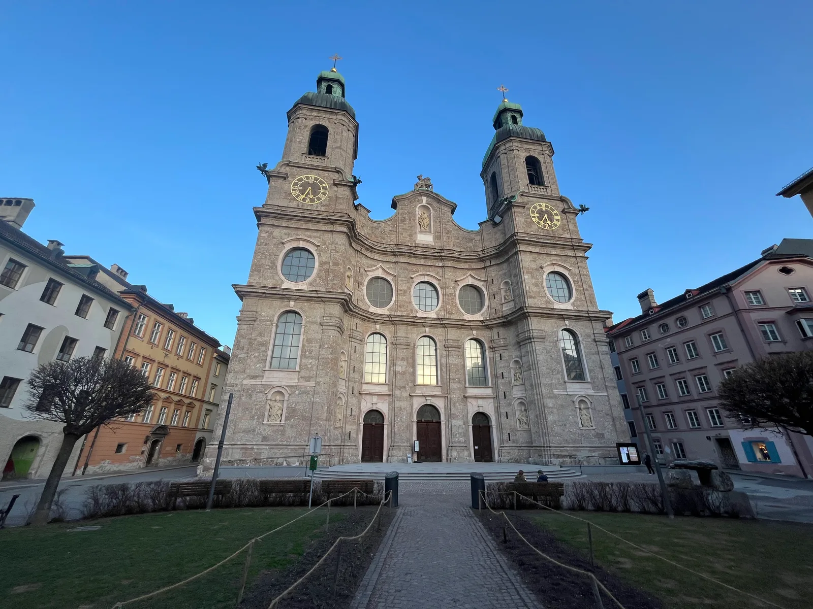 Interior at Dom zu St. Jakob (Innsbruck) Innsbruck — travel photo