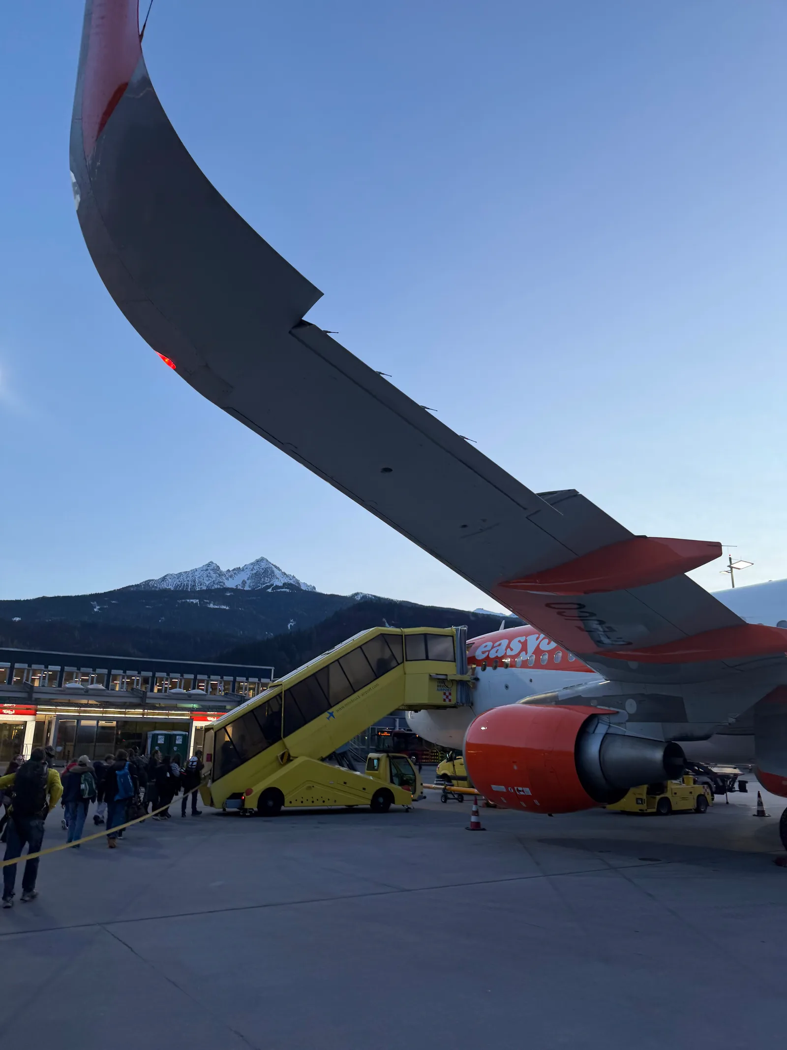 Atmosphere at Innsbruck Airport Innsbruck — travel photo