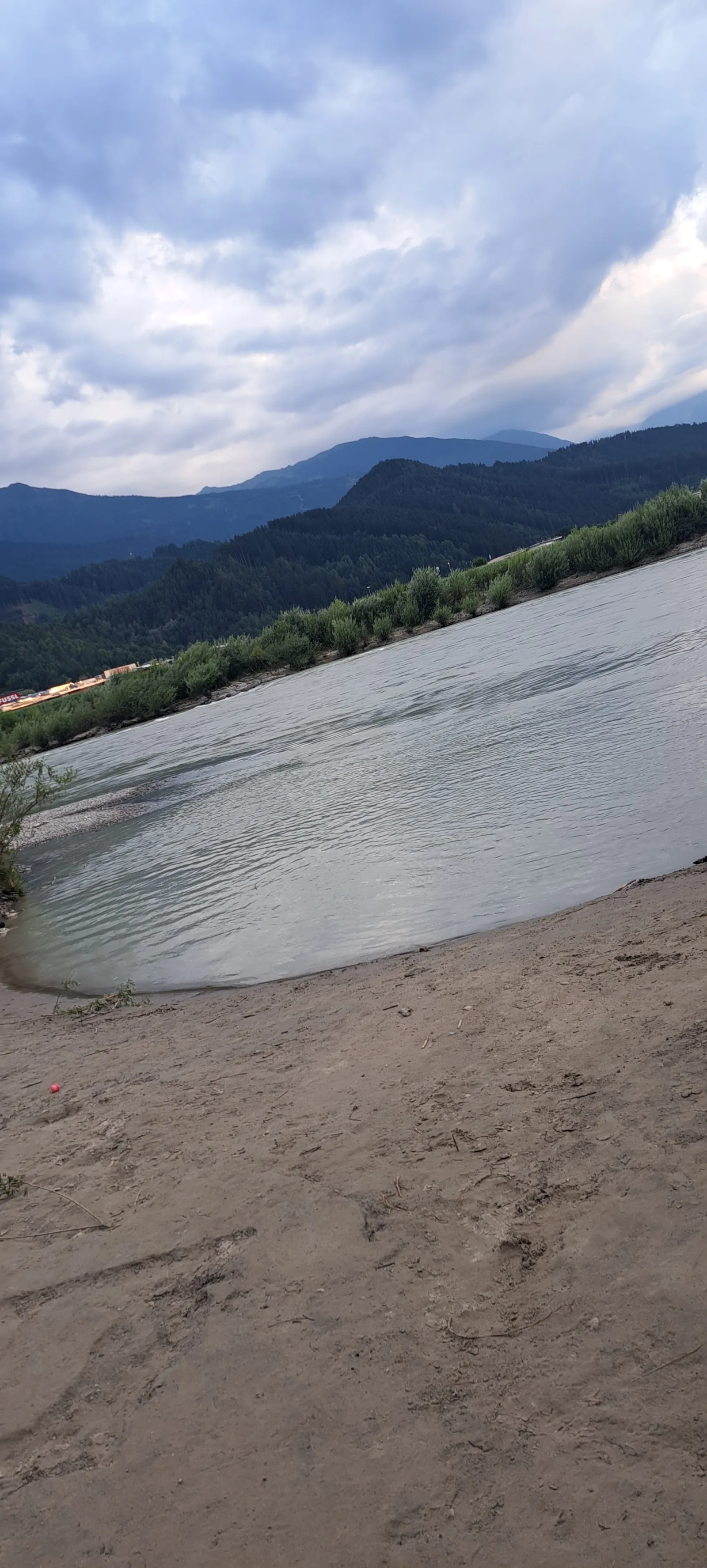 Details at Kranebitter Strand Innsbruck — travel photo