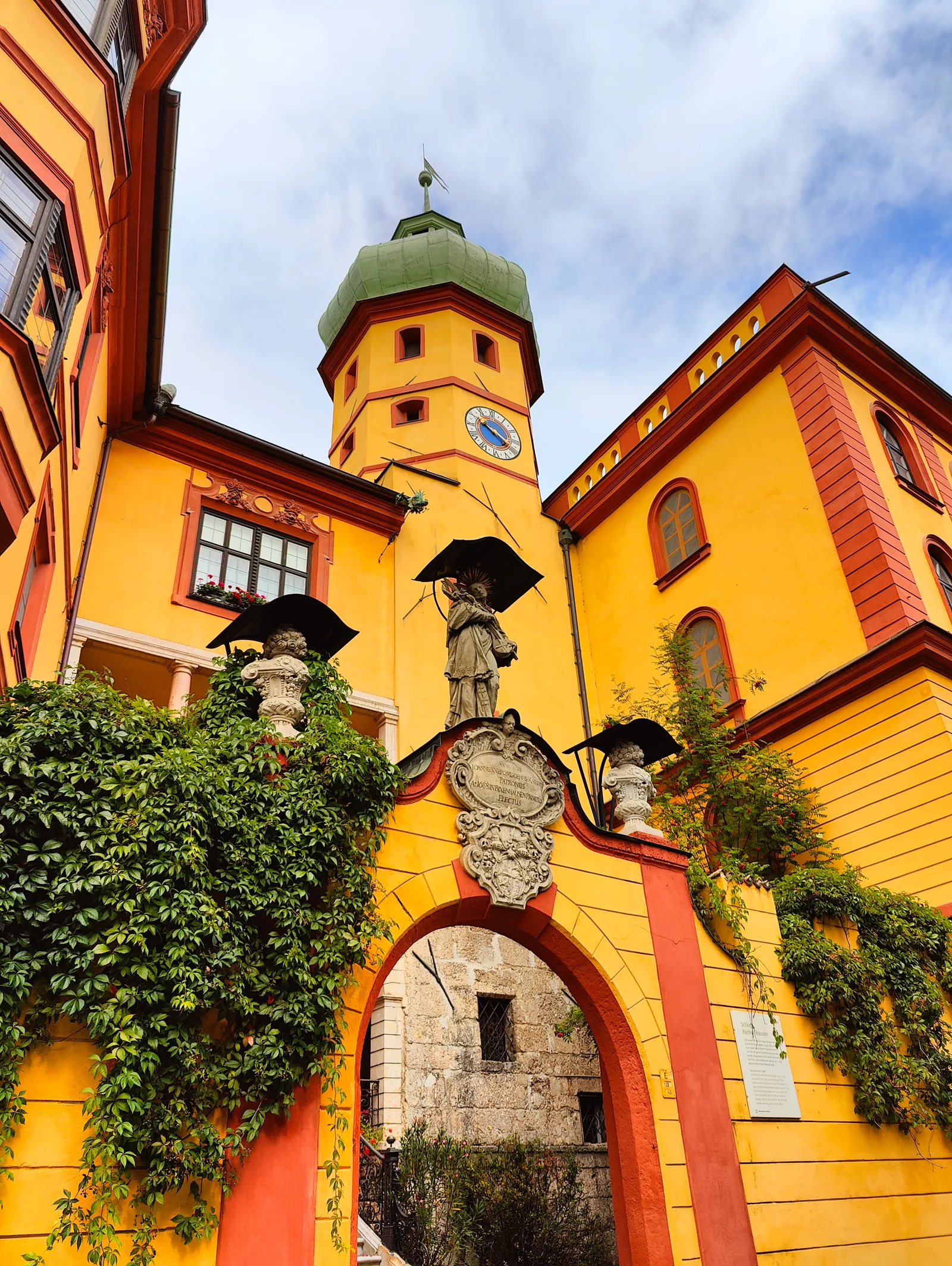 Atmosphere at Schloss Büchsenhausen Innsbruck — travel photo