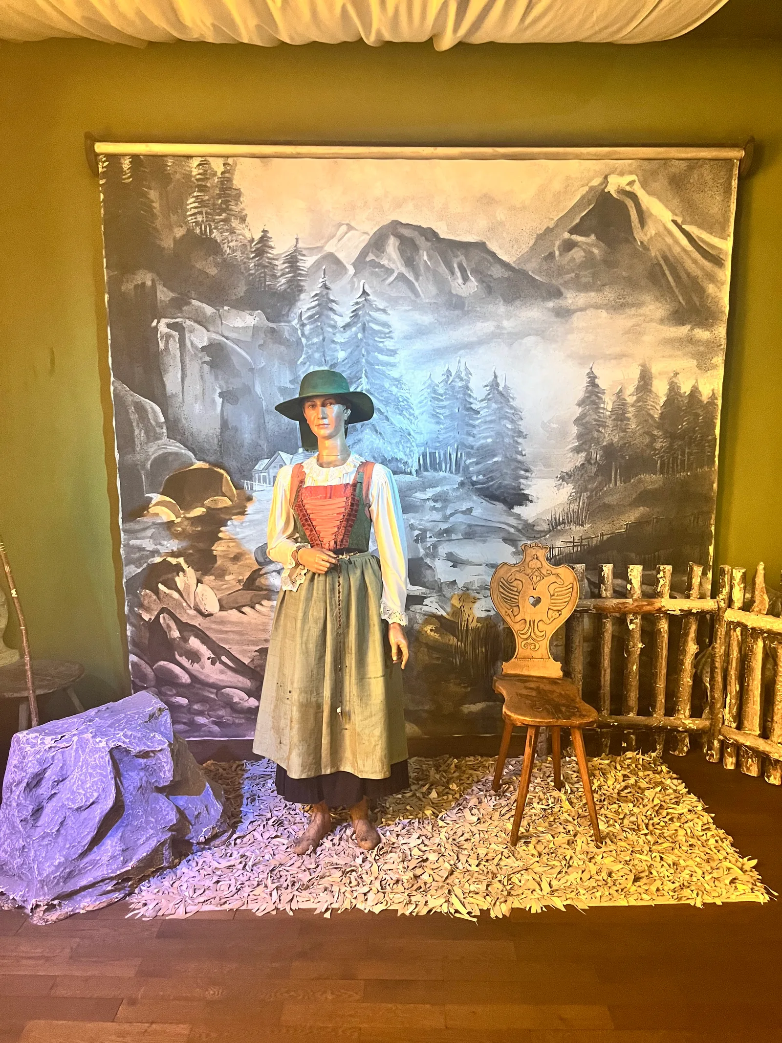 Atmosphere at Tyrolean Folk Art Museum Innsbruck — travel photo