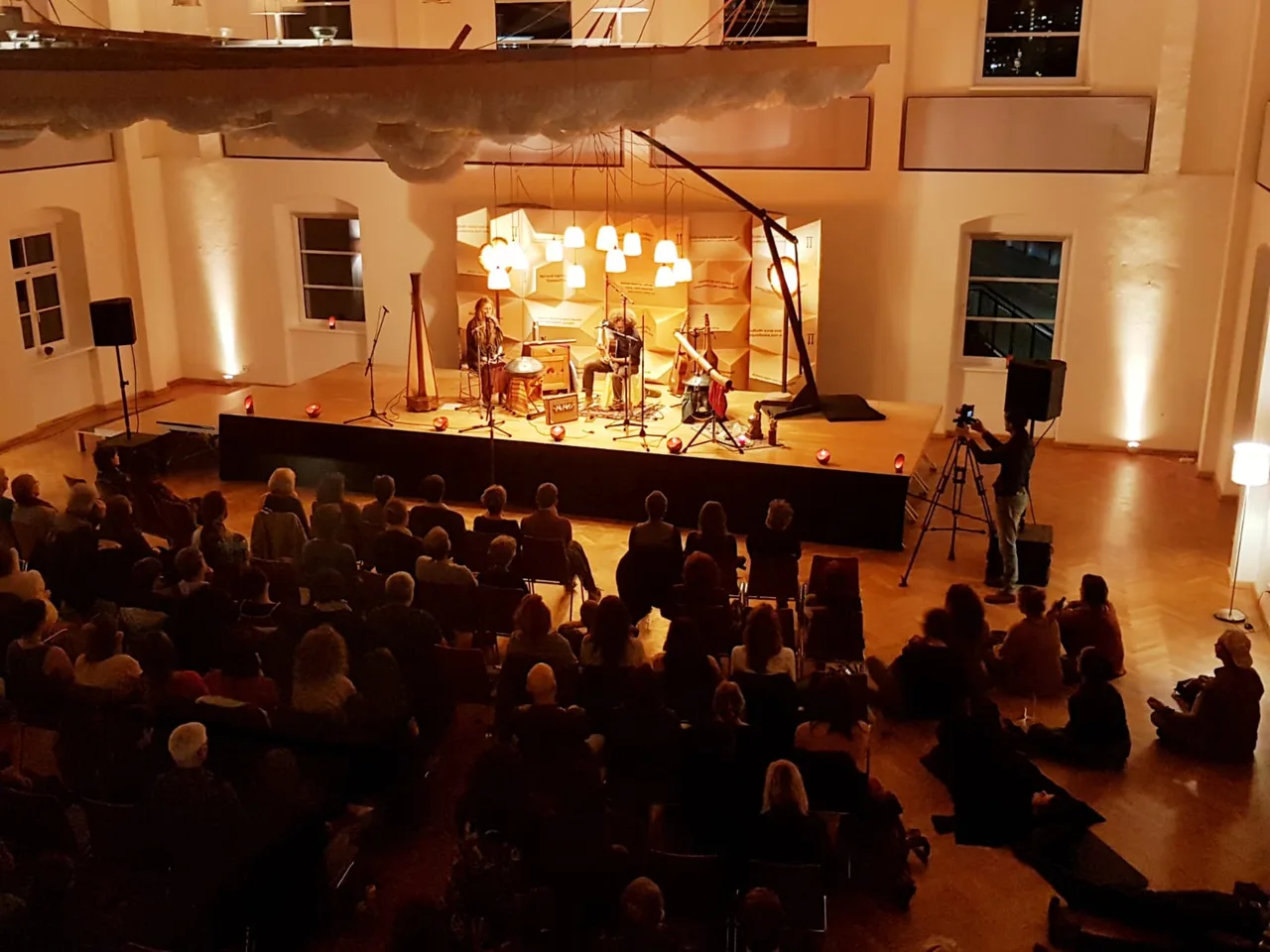 VIER UND EINZIG — culture guide Innsbruck