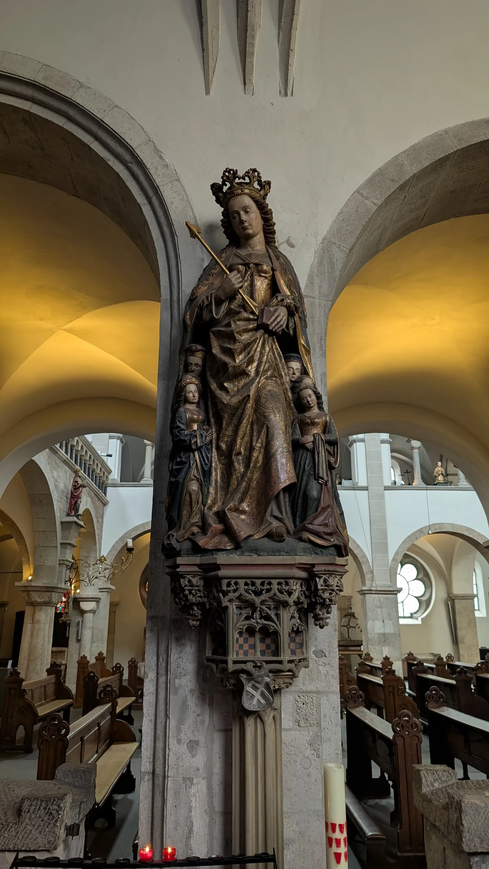 Main view at Basilika St. Ursula Köln — travel photo