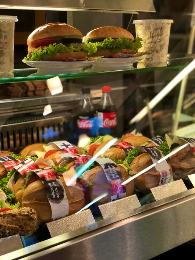 Café & bakery GEORGI