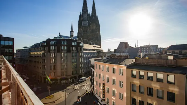 Central Hotel am Dom - Köln City