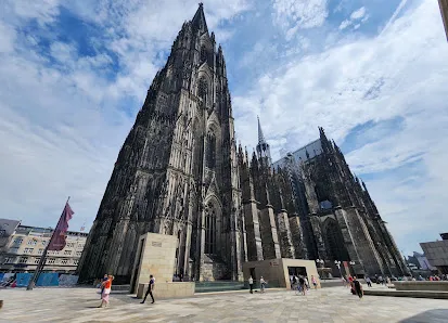 Details at Cologne Cathedral Köln — travel photo