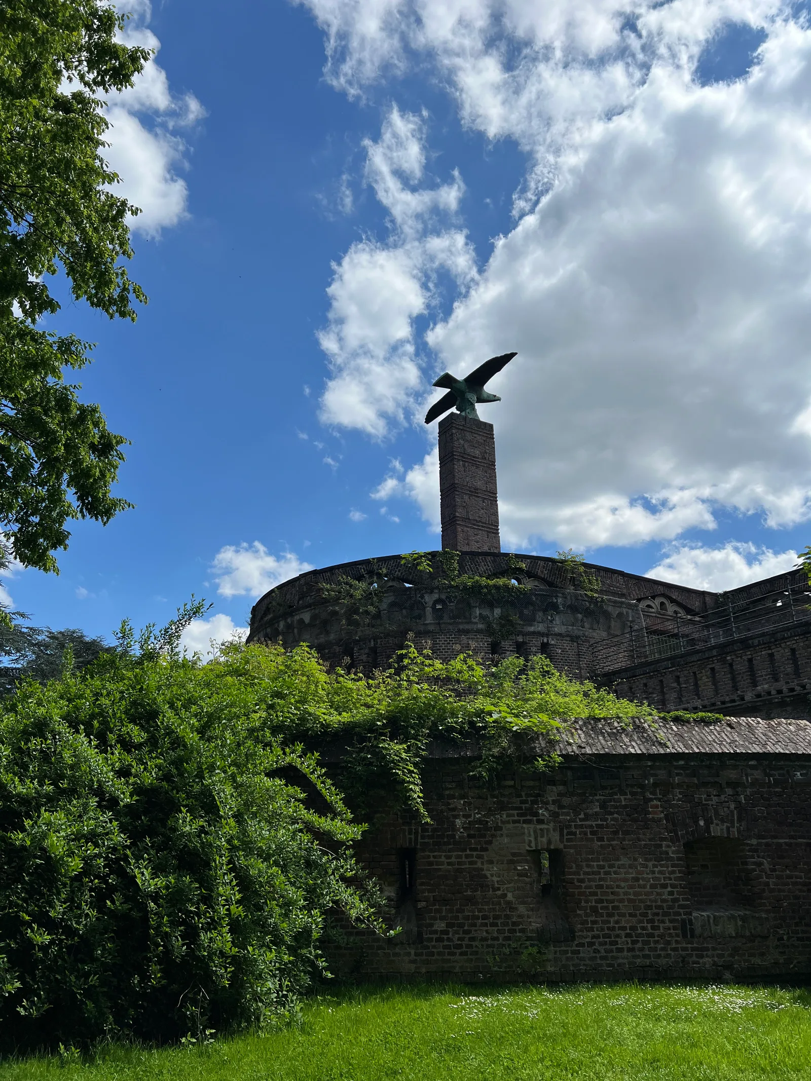 Atmosphere at Friedenspark Köln — travel photo