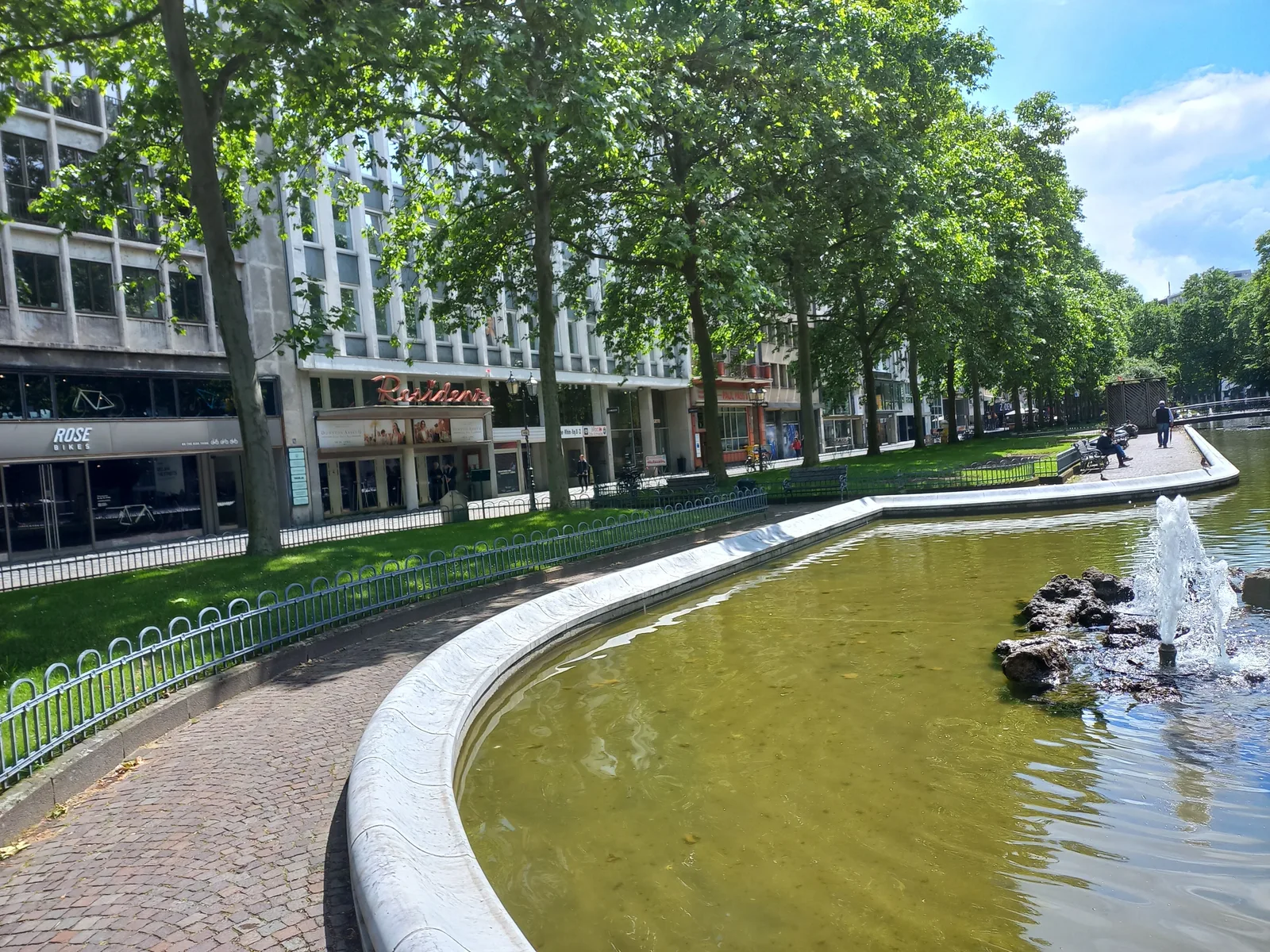 Main view at Grünanlage am Kaiser-Wilhelm-Ring Köln — travel photo