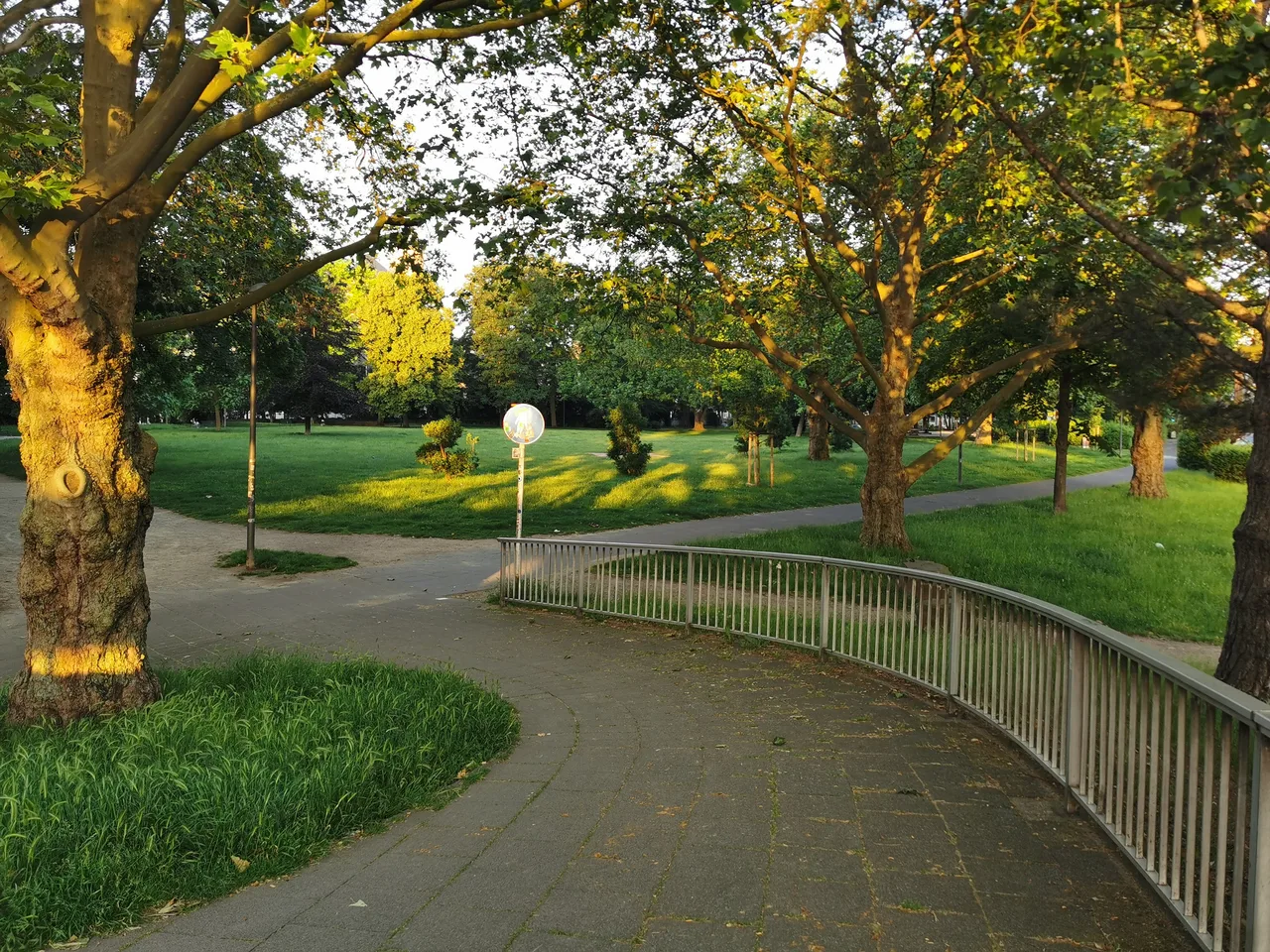 Max-Dietlein-Park — budget guide Köln