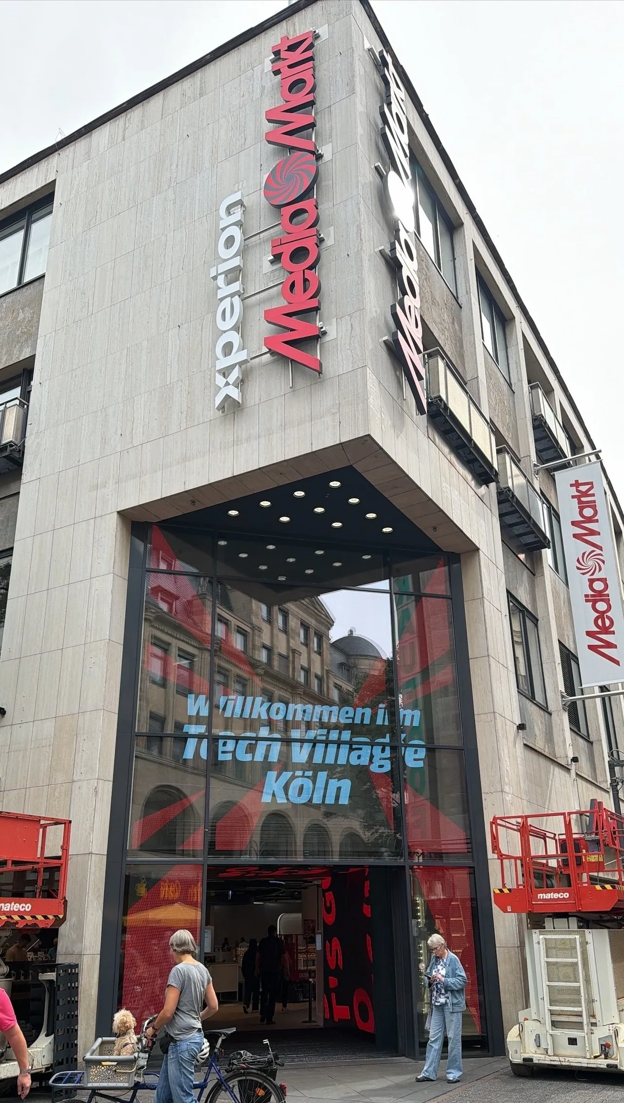 MediaMarkt Tech Village Köln — culture guide Köln