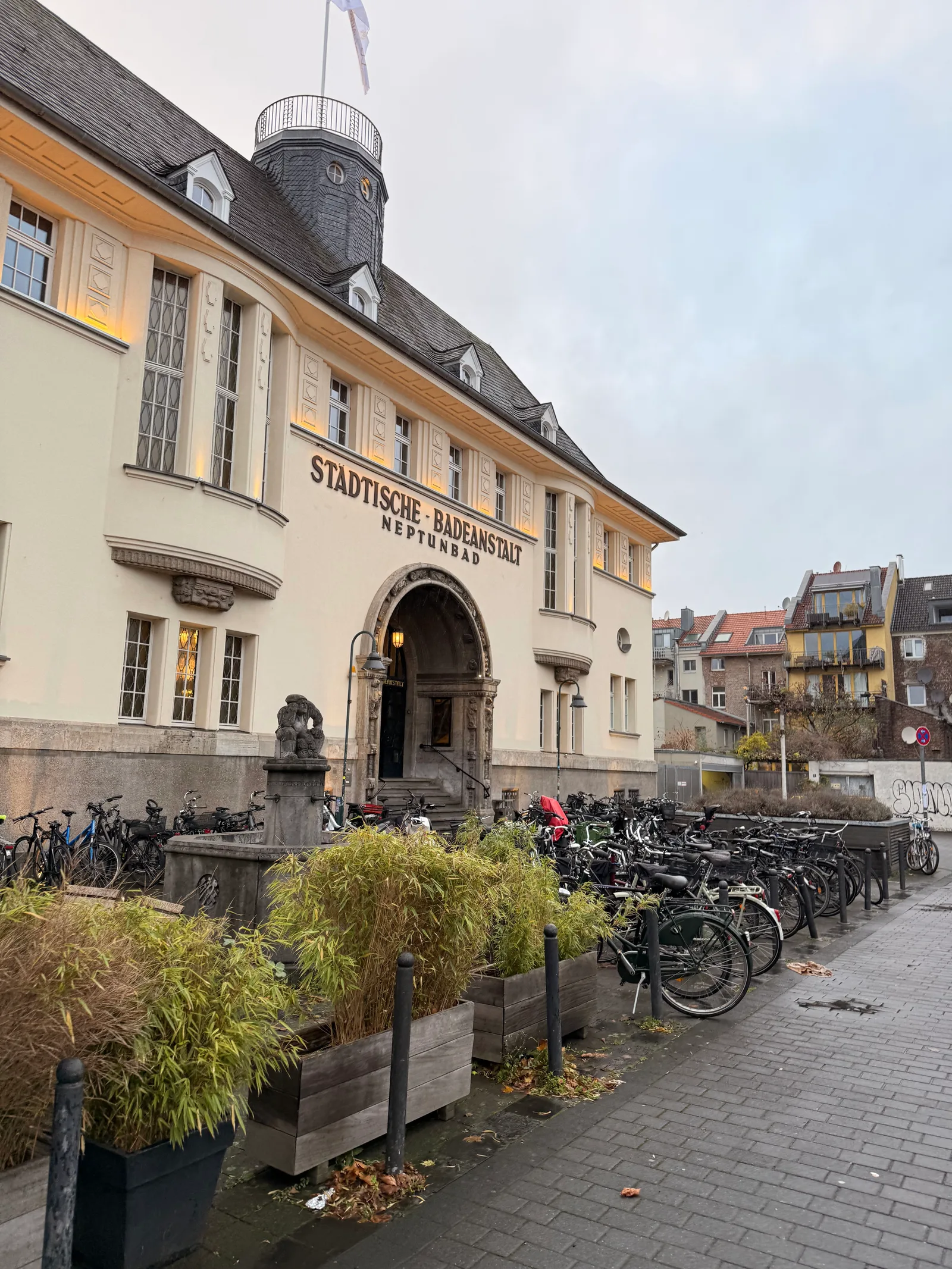 Details at Neptunbad Sports & Spa Köln — travel photo