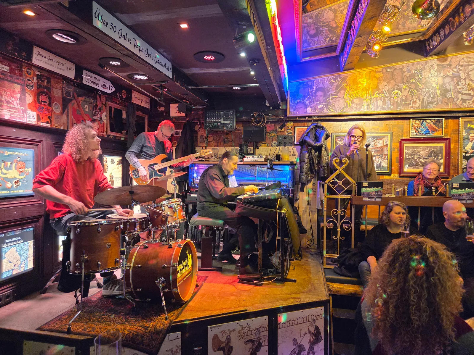 Atmosphere at Papa Joe's Jazz Bar Köln — travel photo
