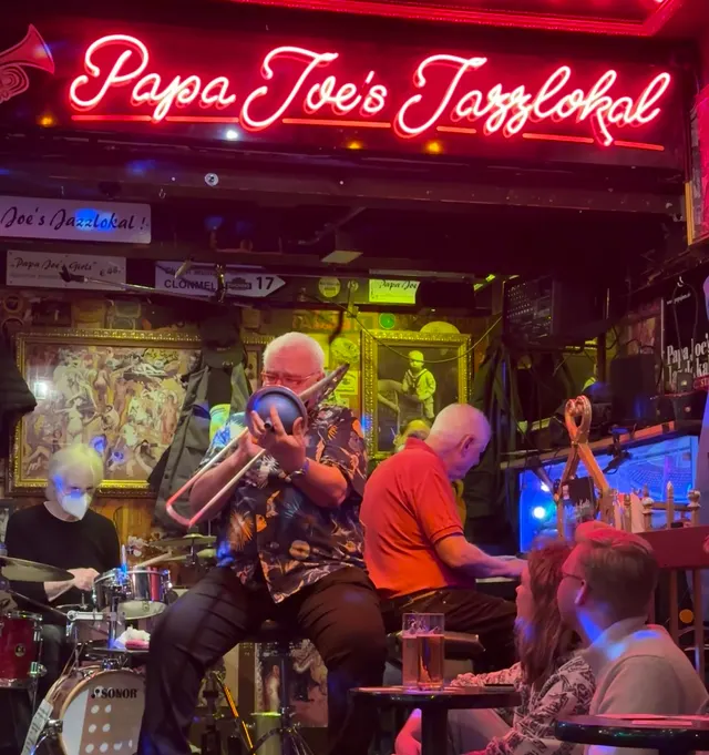 Papa Joe's Jazz Bar