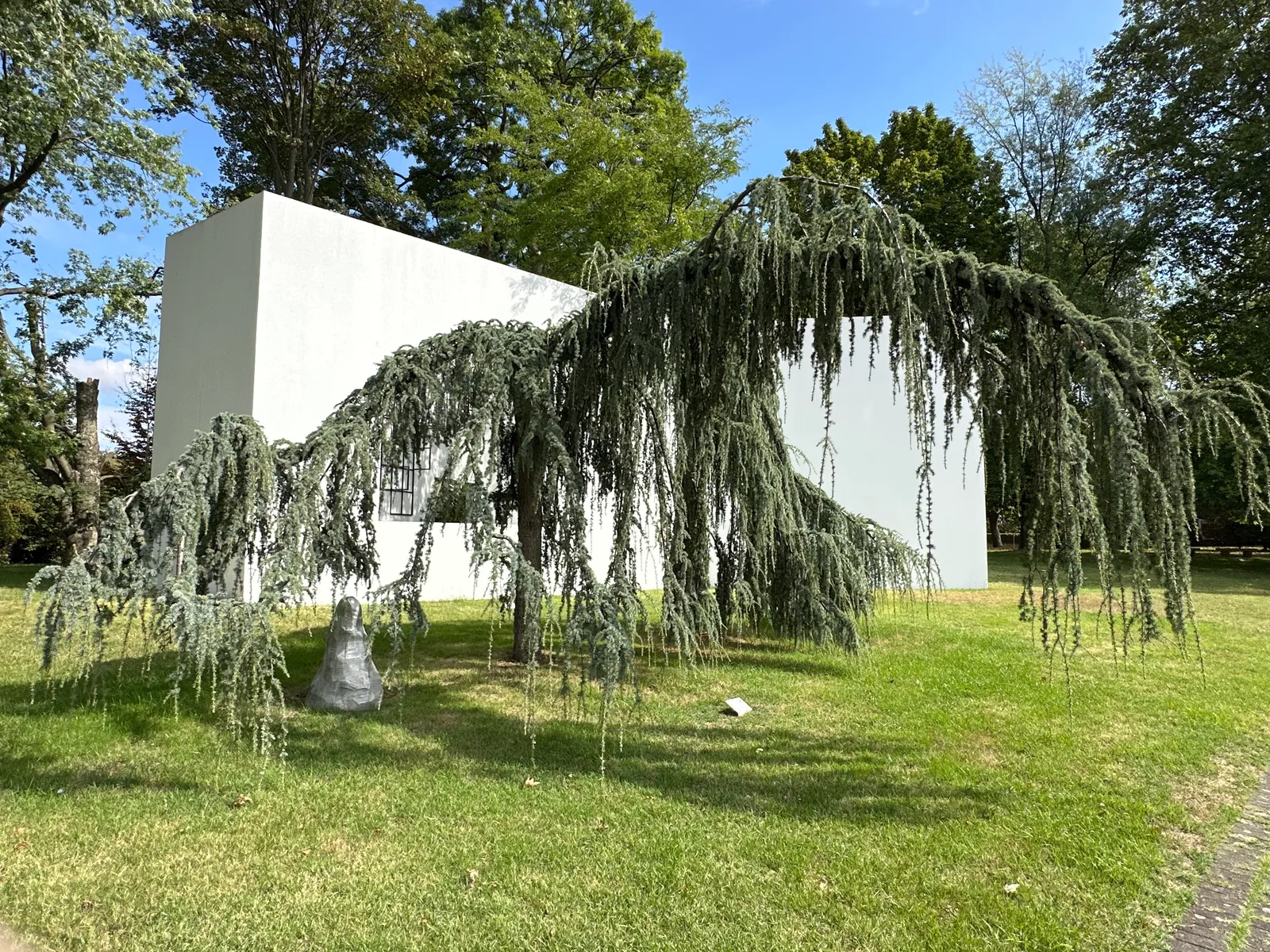 Main view at Sculpture Park Cologne Köln — travel photo