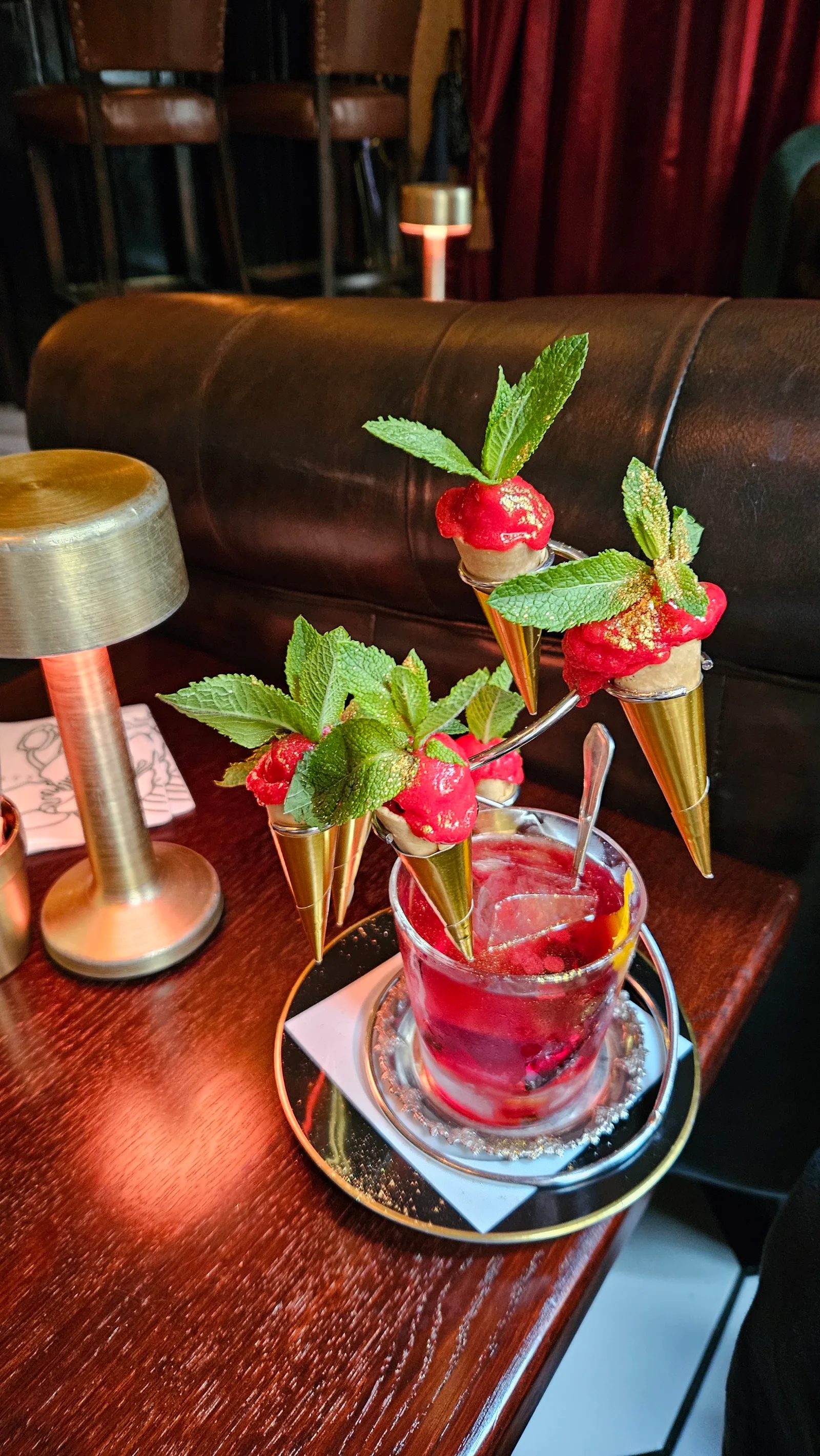 Atmosphere at Seiberts - Classic Bar & Liquid Kitchen Köln — travel photo