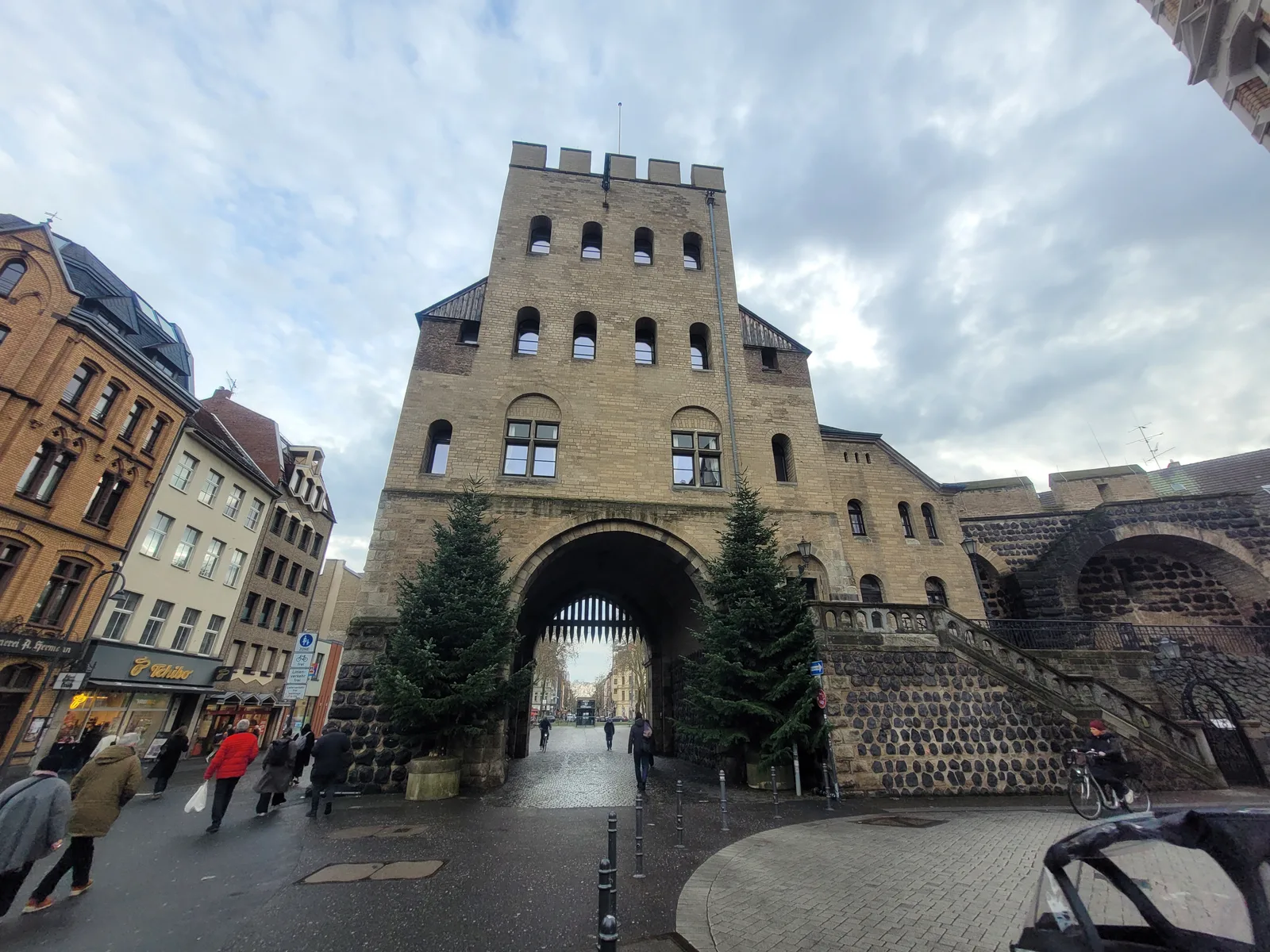 Details at Severinstorburg Köln — travel photo