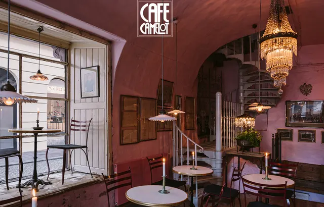 Café Camelot