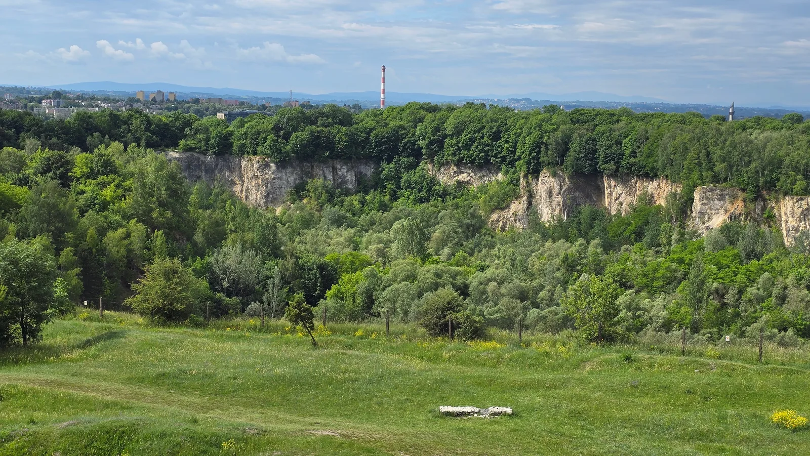 Main view at Krakus Mound Kraków — travel photo
