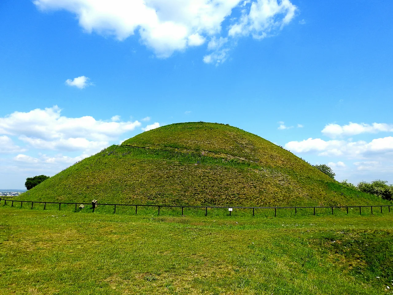 Krakus Mound — culture guide Krakow