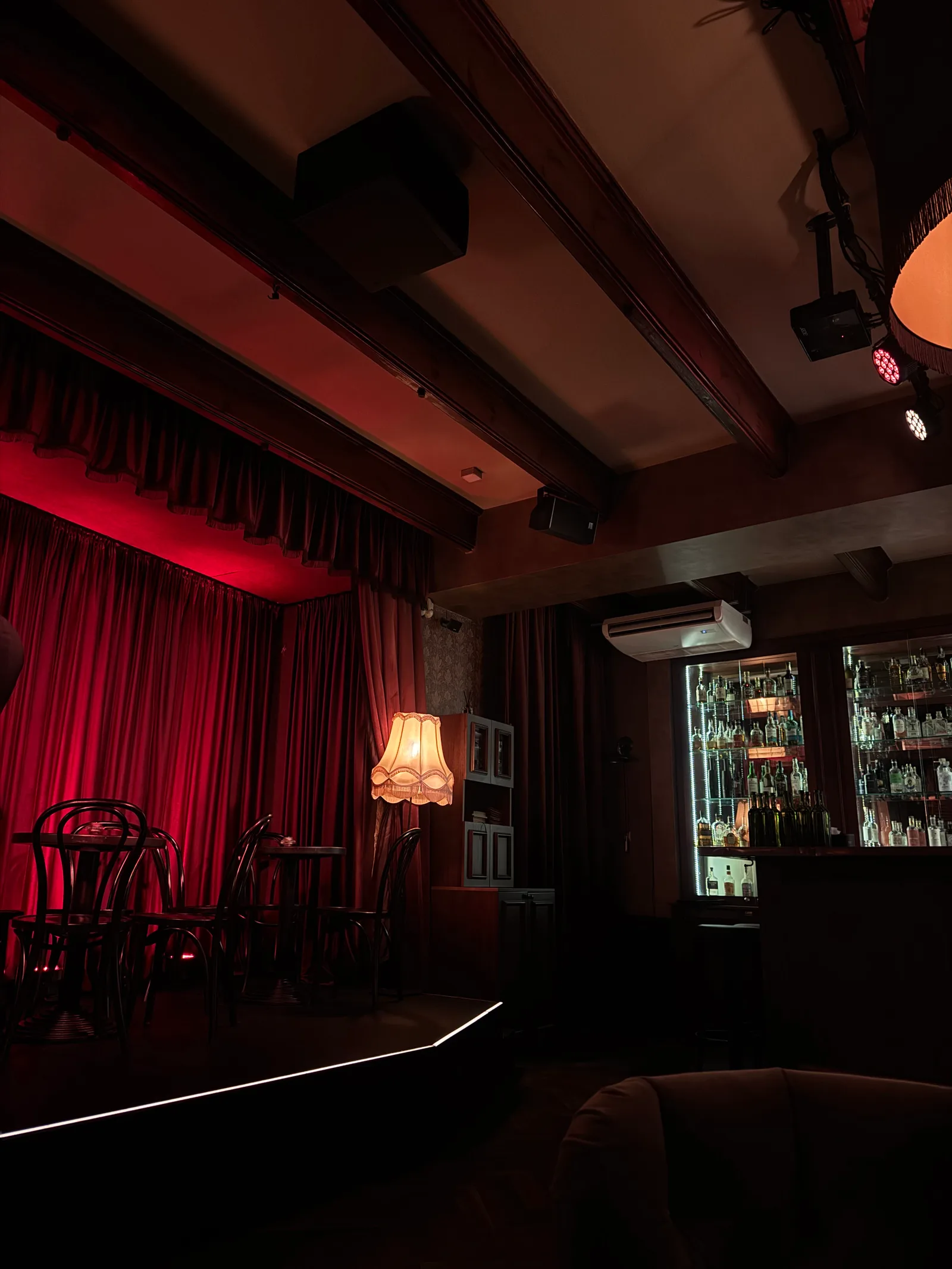 Main view at Mercy Brown Cocktails Jazz & Burlesque Krakow — travel photo