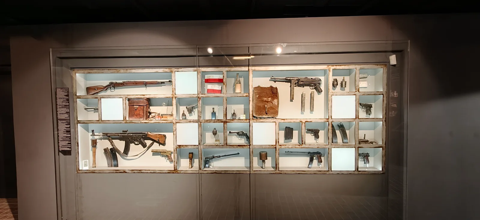 Atmosphere at Museum of Polish Army AK Kraków — travel photo