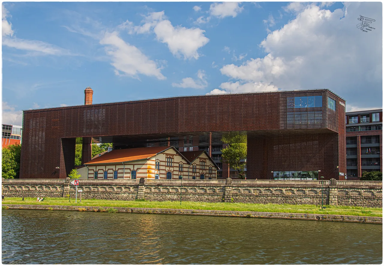 Tadeusz Kantor's Centre for Documentation Cricoteka