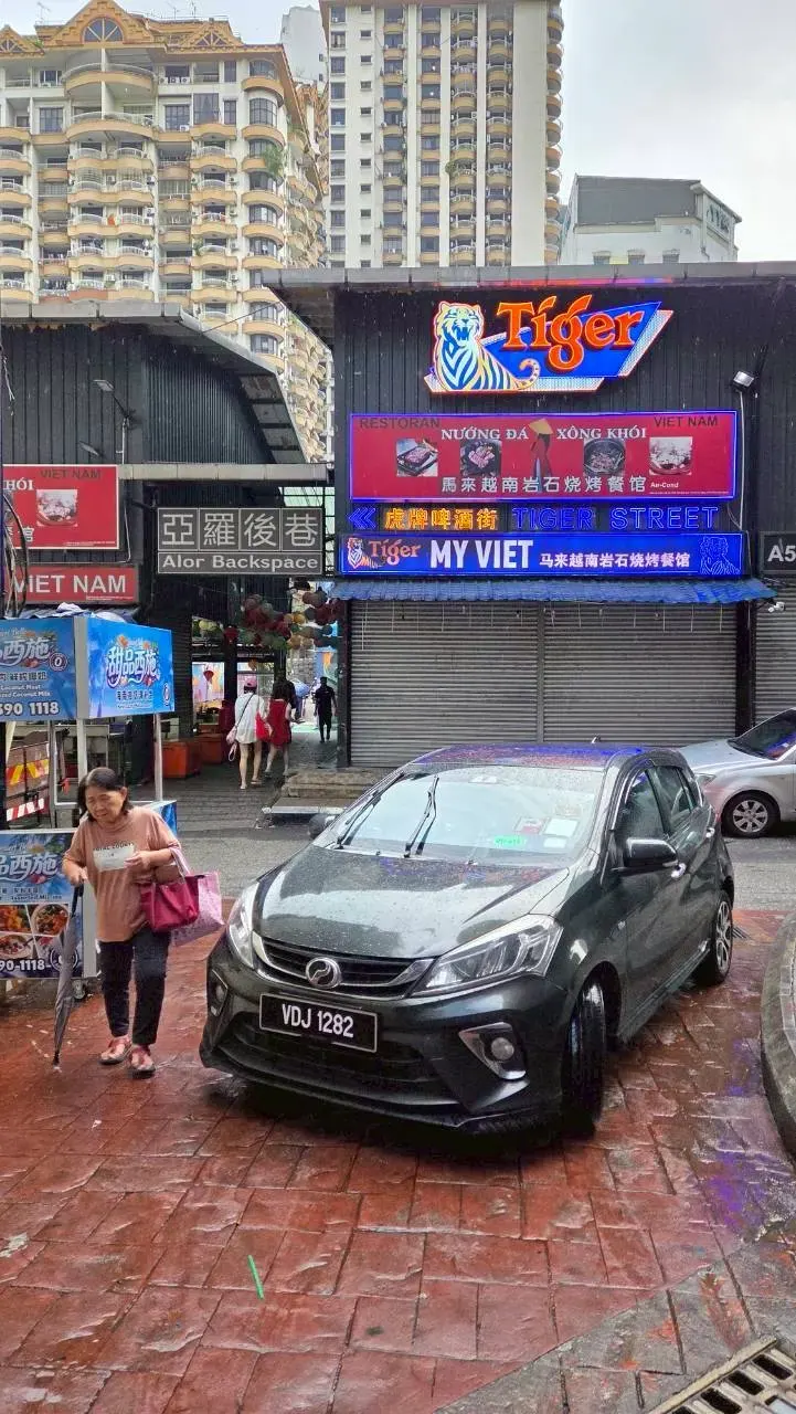 Jalan Alor Street Food