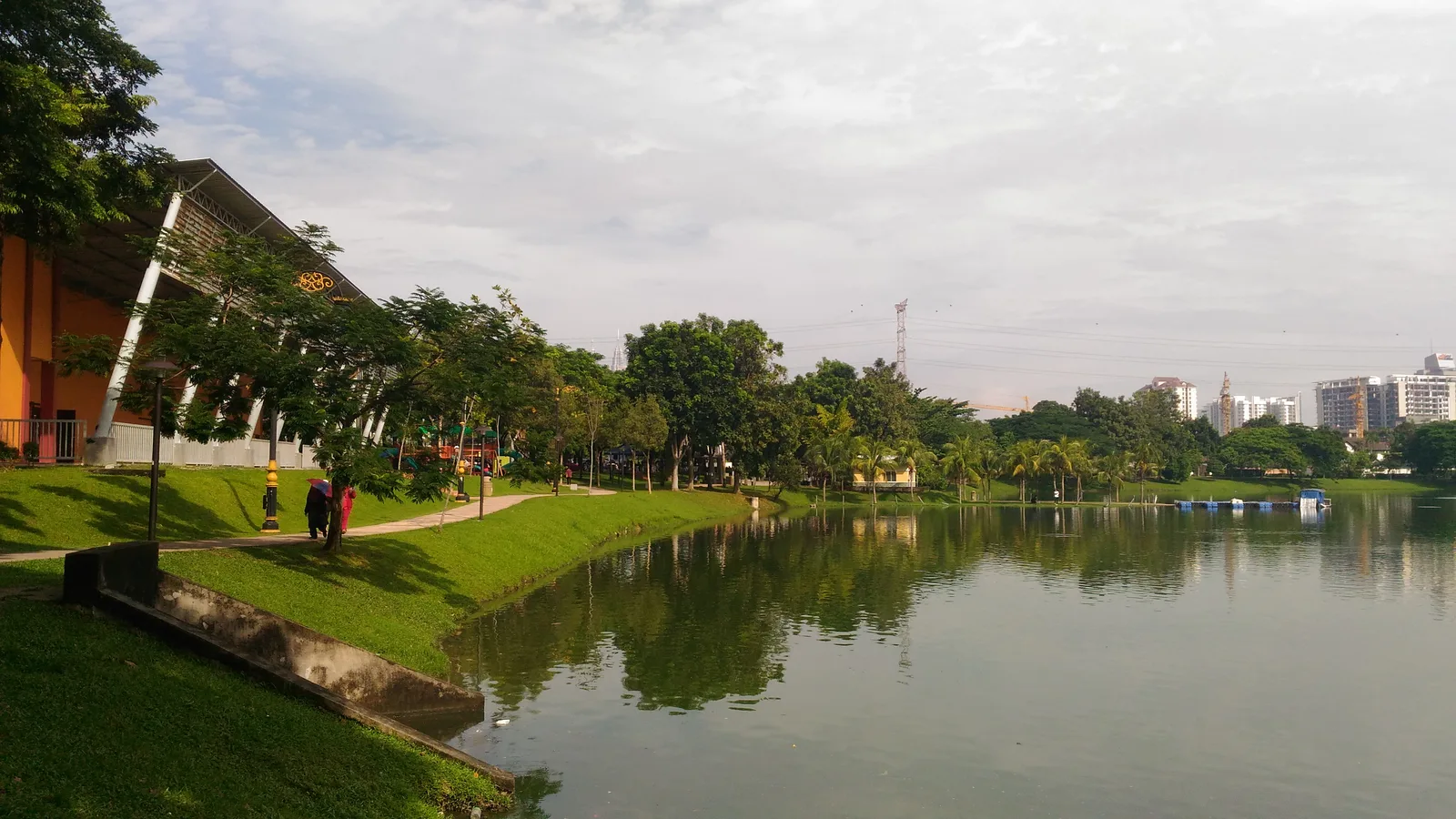 Main view at Taman Tasik Ampang Hilir Kuala Lumpur — travel photo