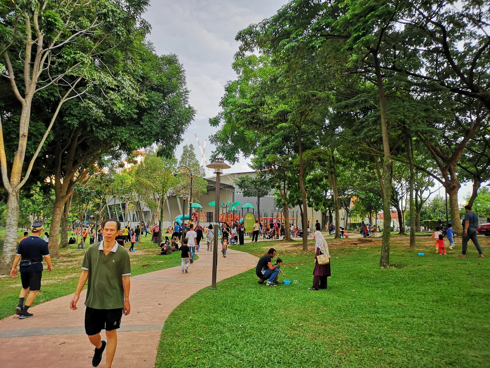 Details at Taman Tasik Ampang Hilir Kuala Lumpur — travel photo