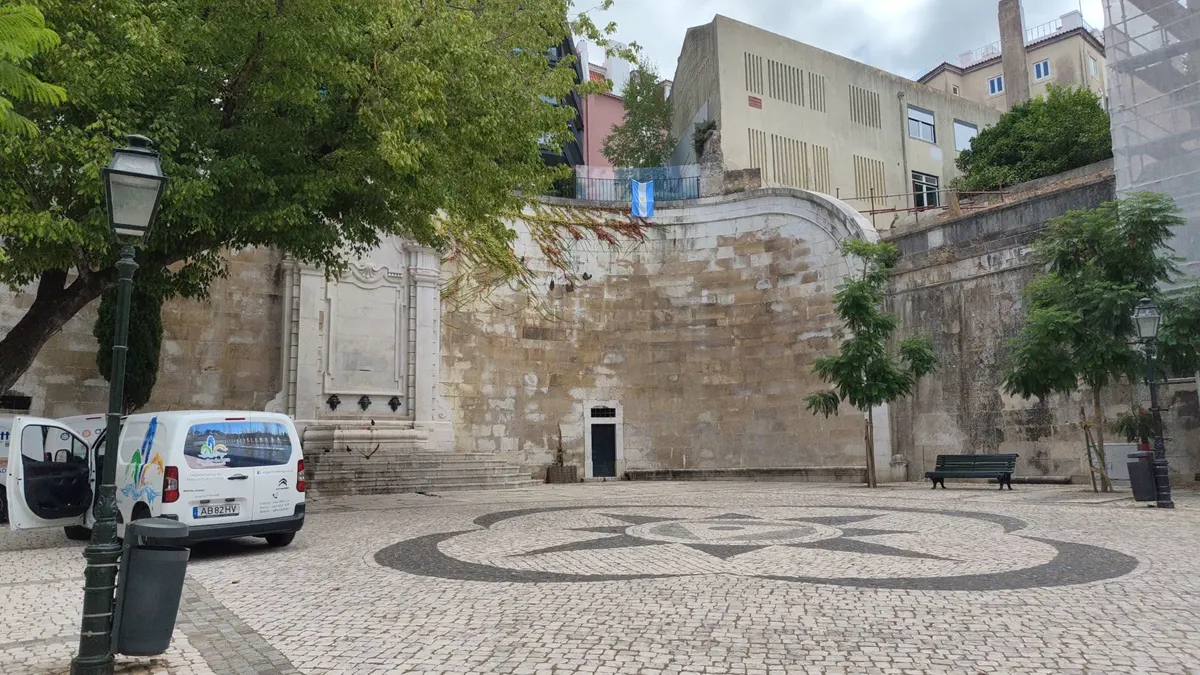 Main view at Chafariz da Rua de O Século Lisbon — travel photo