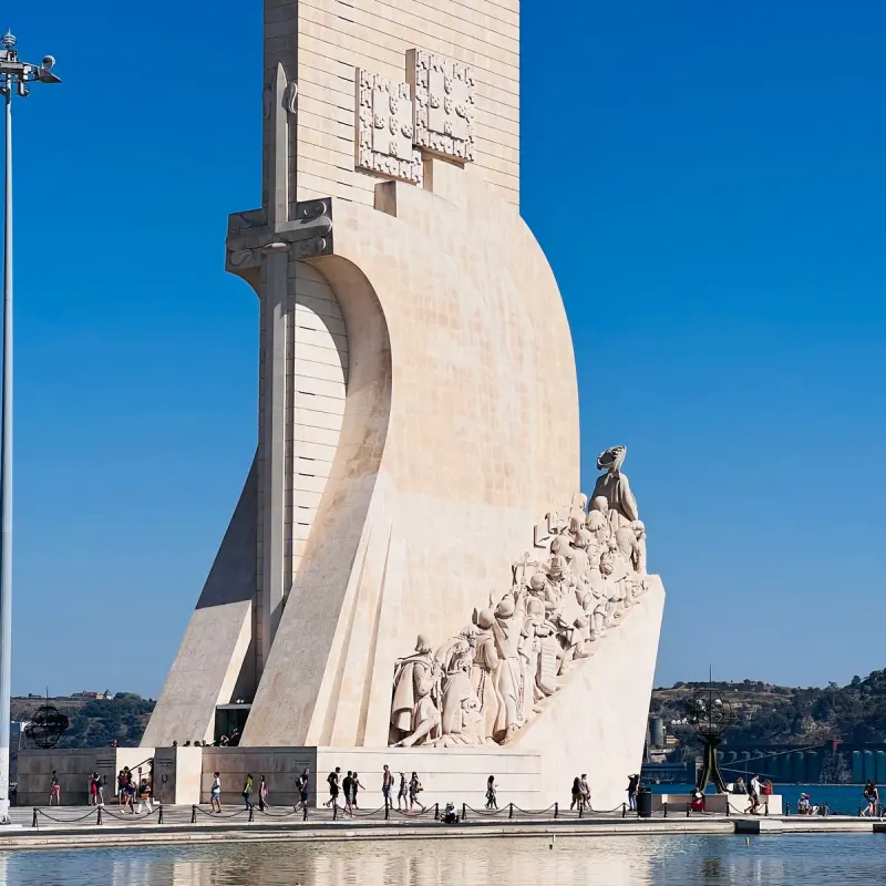 Monument to the Discoveries — Attraction in Lisbon