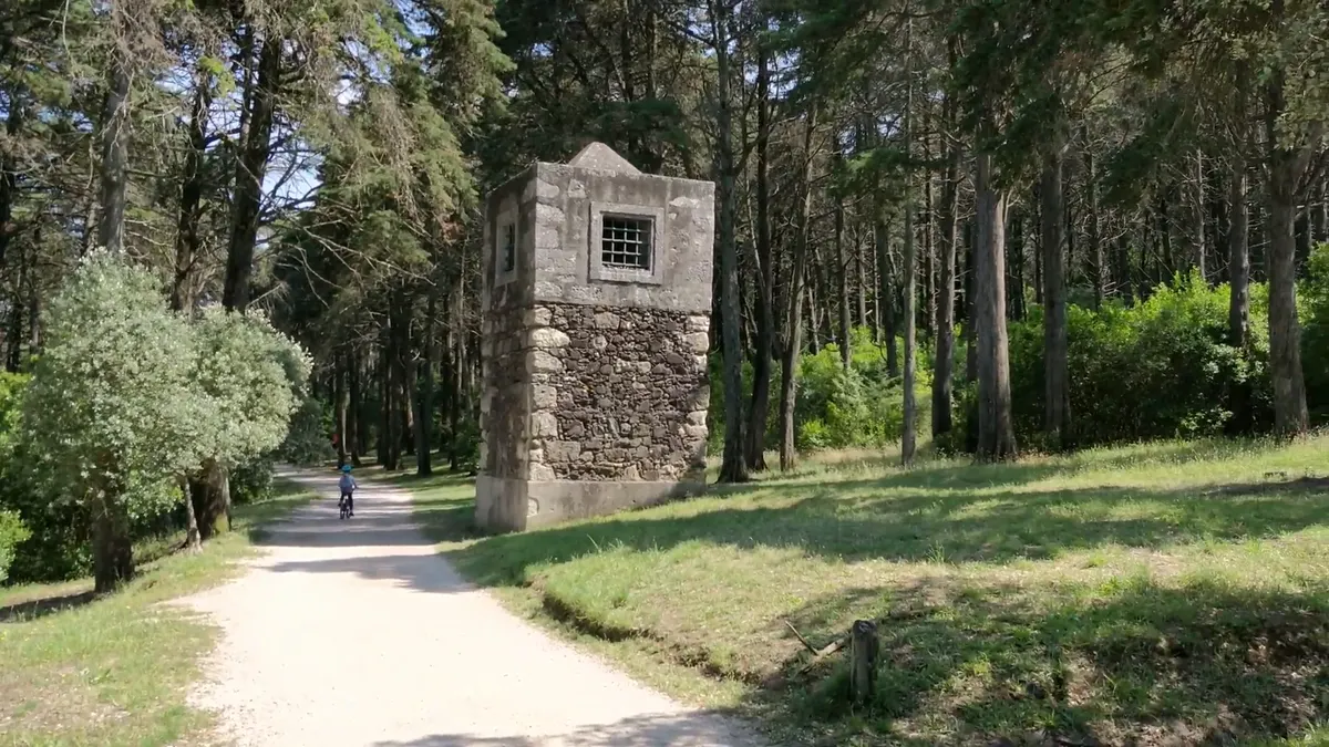 Interior at Parque do Calhau Lisbon — travel photo